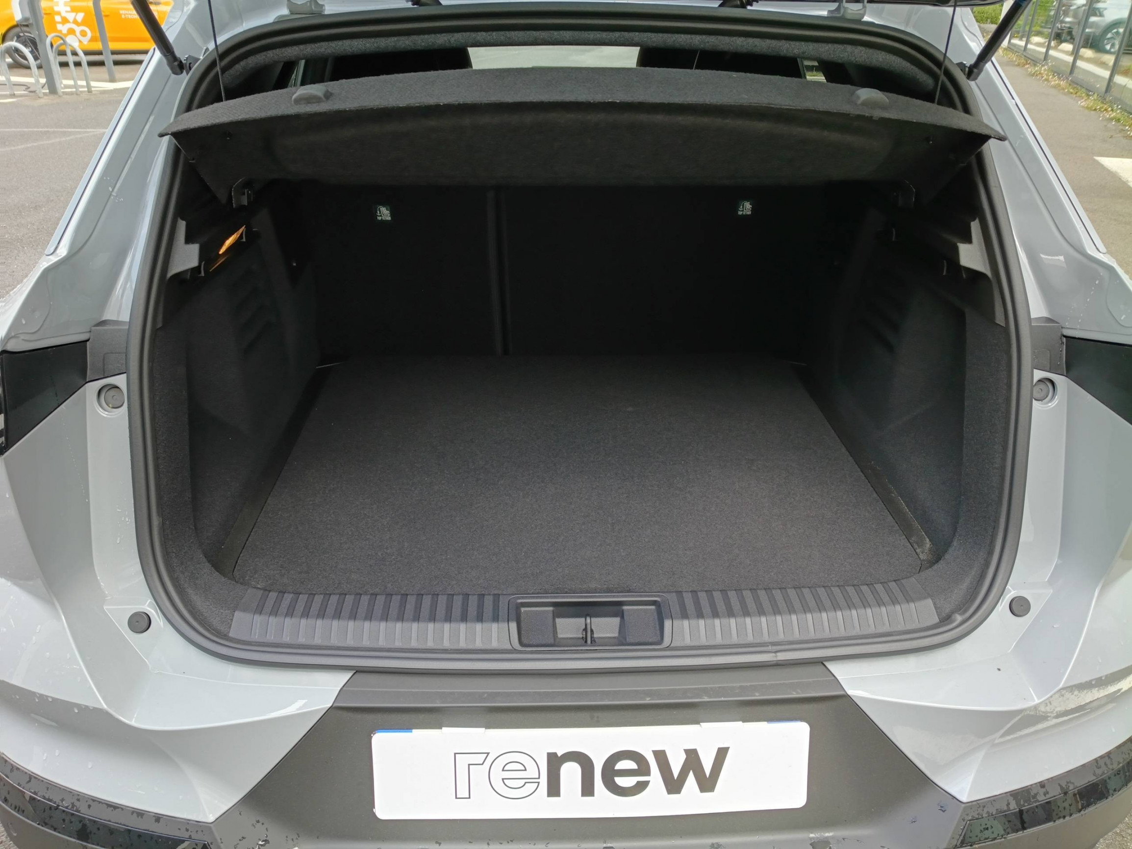 Vente en ligne Renault Symbioz  E-Tech full hybrid 160 ch au prix de 34 990 €