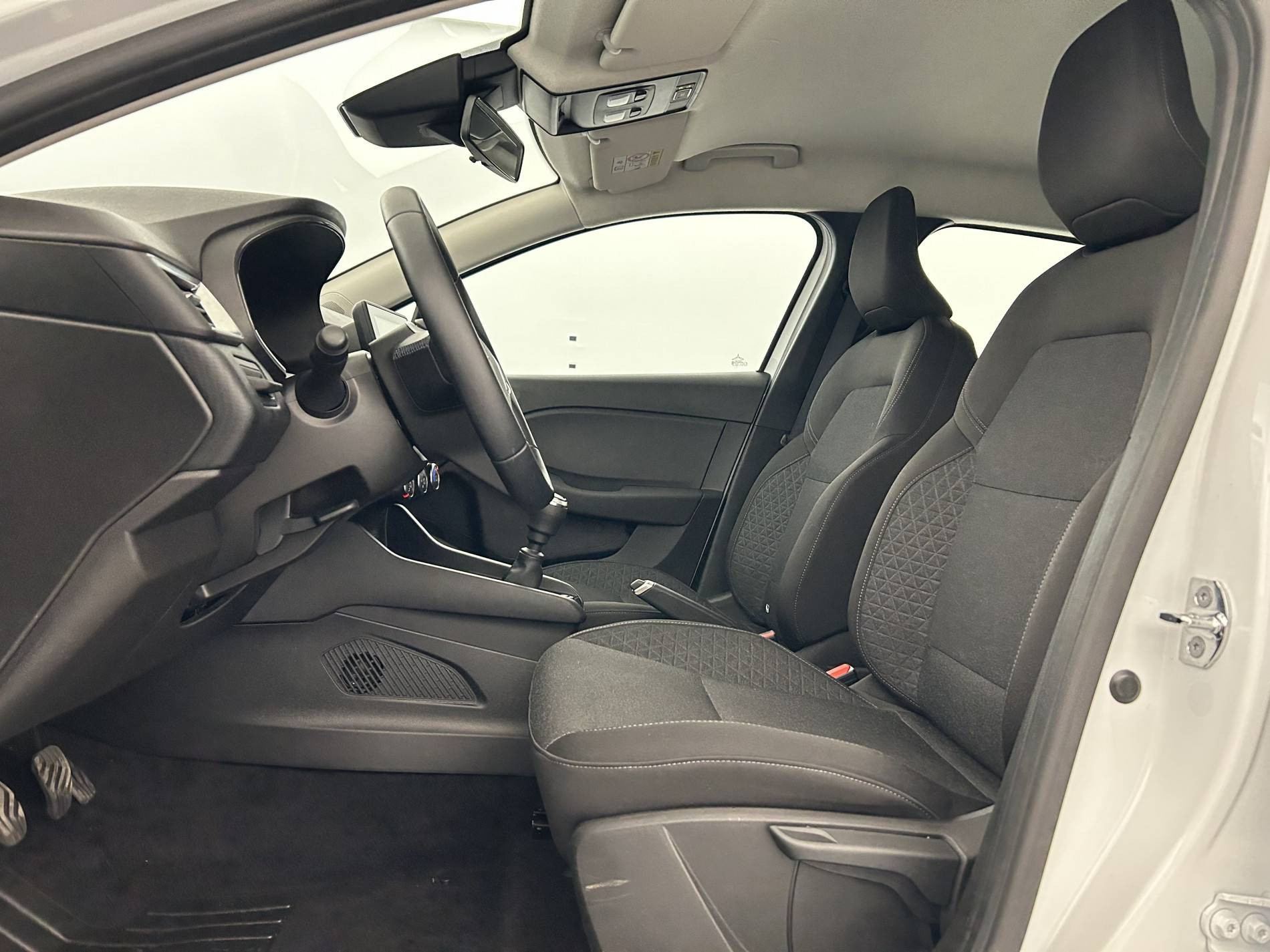 Vente en ligne Renault Clio 5 Clio TCe 90 au prix de 13 480 €