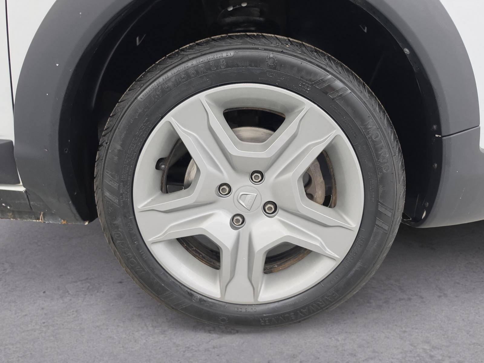 Vente en ligne Dacia Lodgy  Blue dCi 115 7 places au prix de 16 890 €