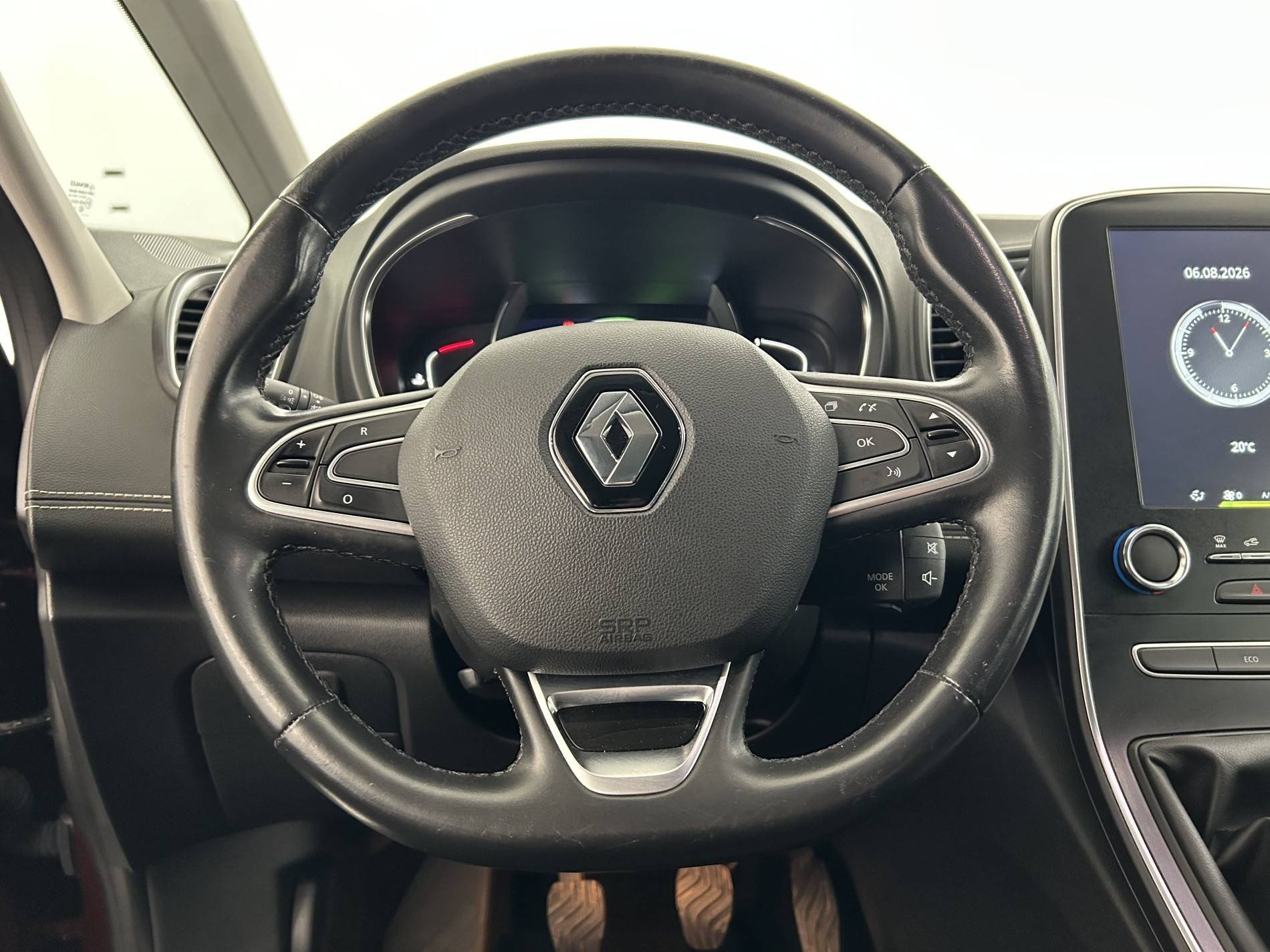 Vente en ligne Renault Scenic 4 Scenic Blue dCi 150 au prix de 13 990 €