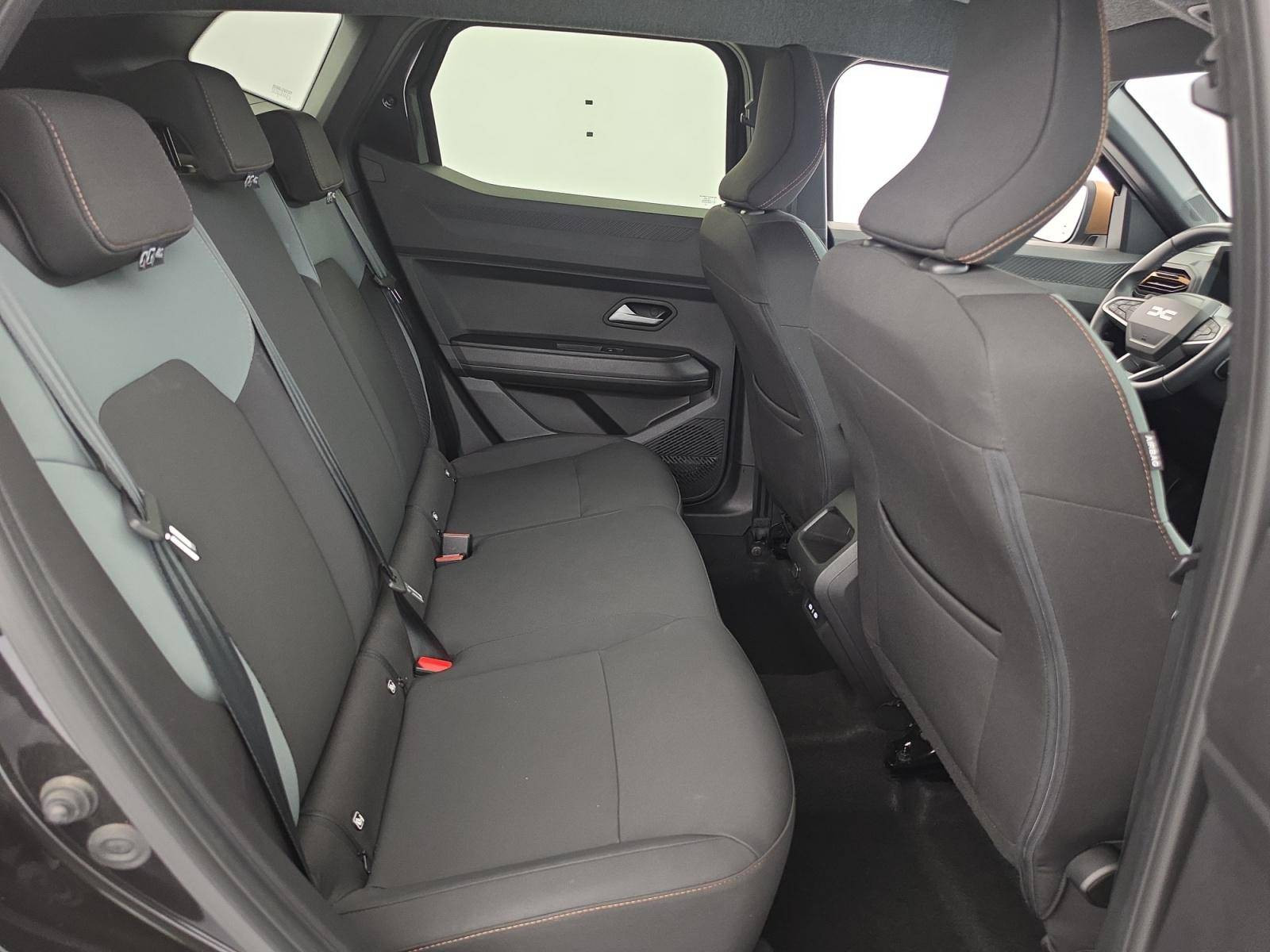 Vente en ligne Dacia Duster  Hybrid 140 au prix de 25 990 €