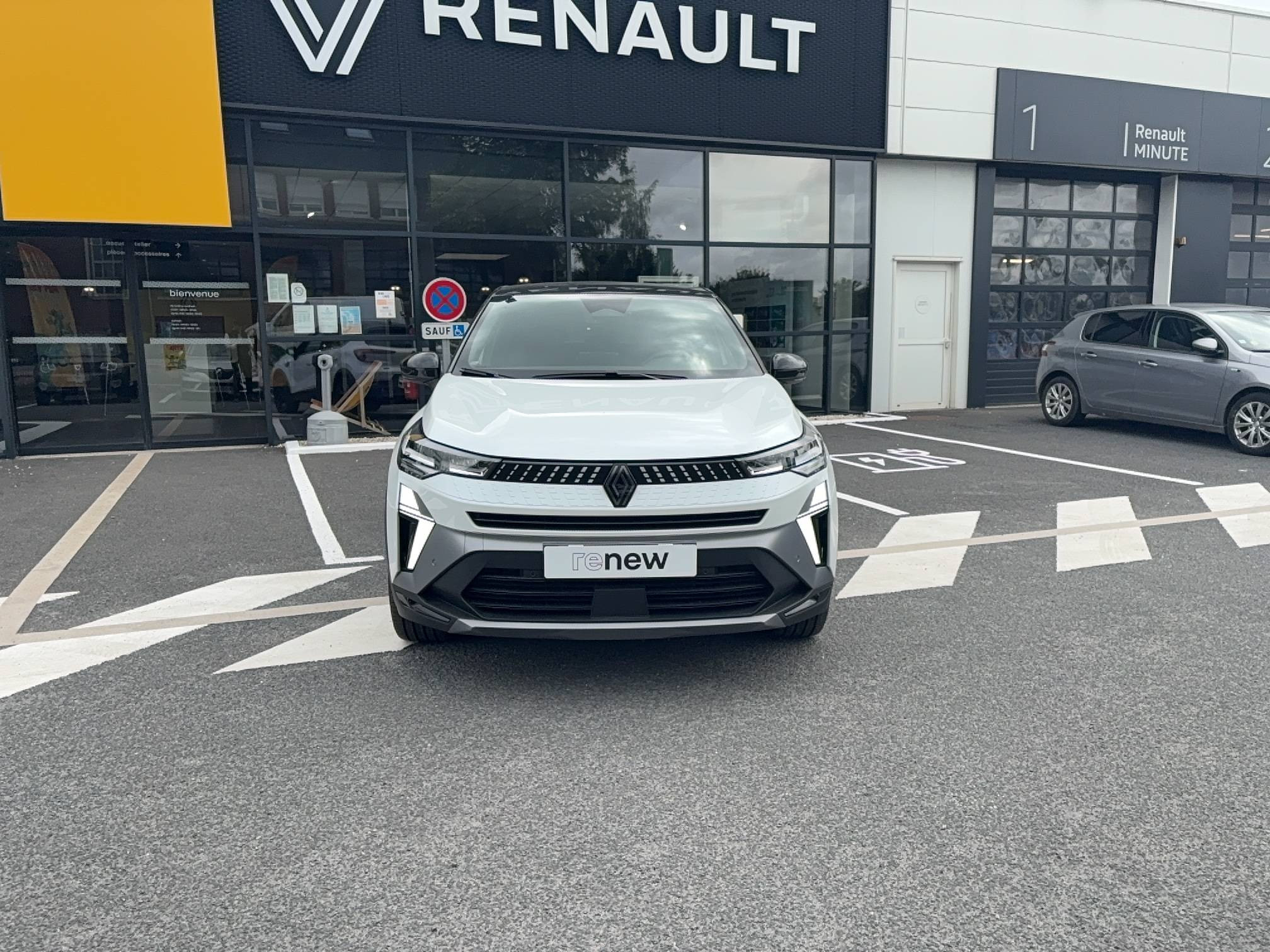Renault Captur  E-Tech full hybrid 160 ch occasion de 2026 en vente à Argentan