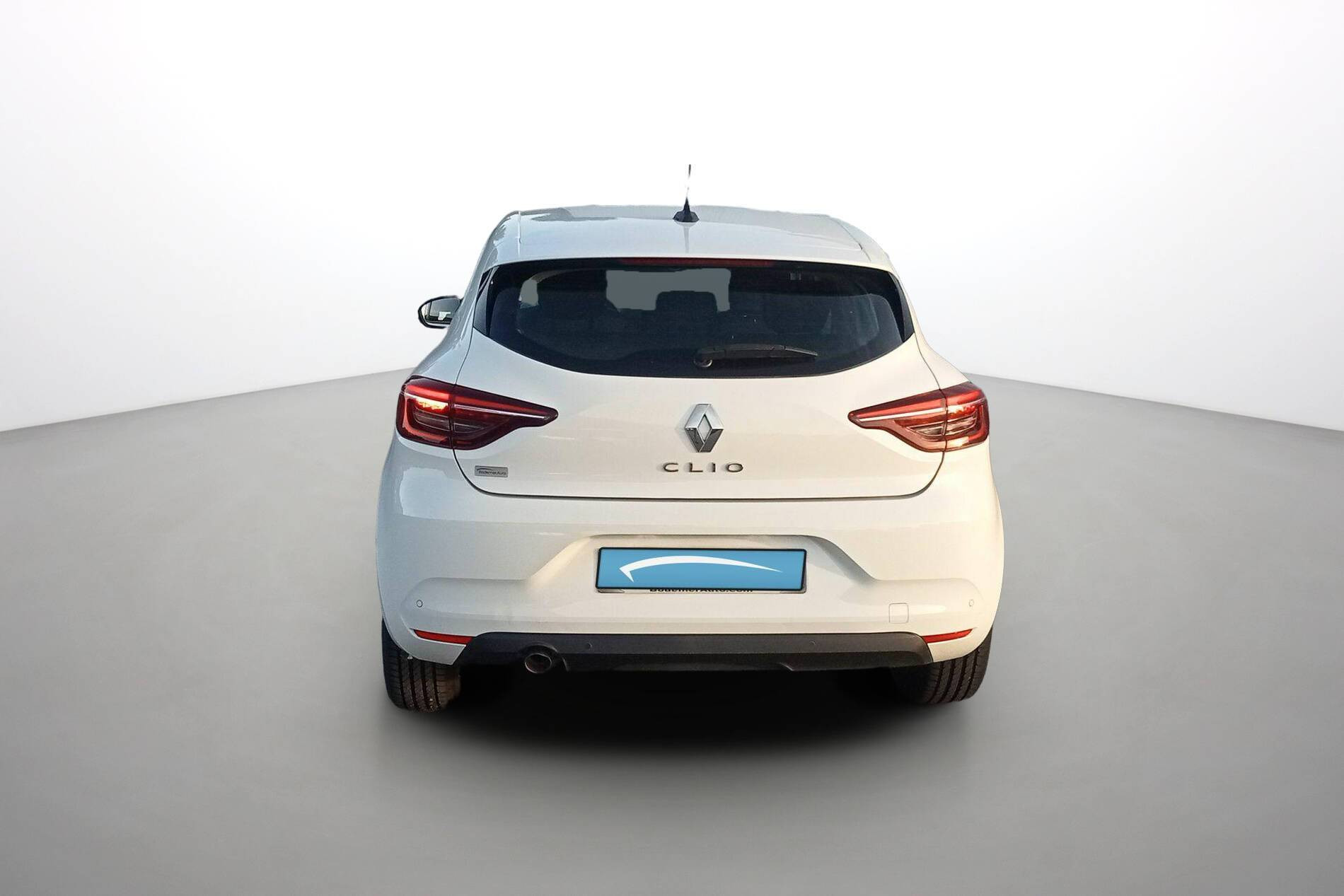Vente en ligne Renault Clio 5 Clio TCe 90 - 21 au prix de 14 290 €