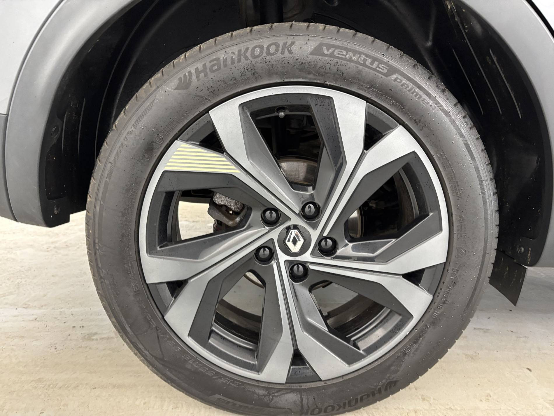 Vente en ligne Renault Arkana  E-Tech hybride 145 - 22 au prix de 20 990 €
