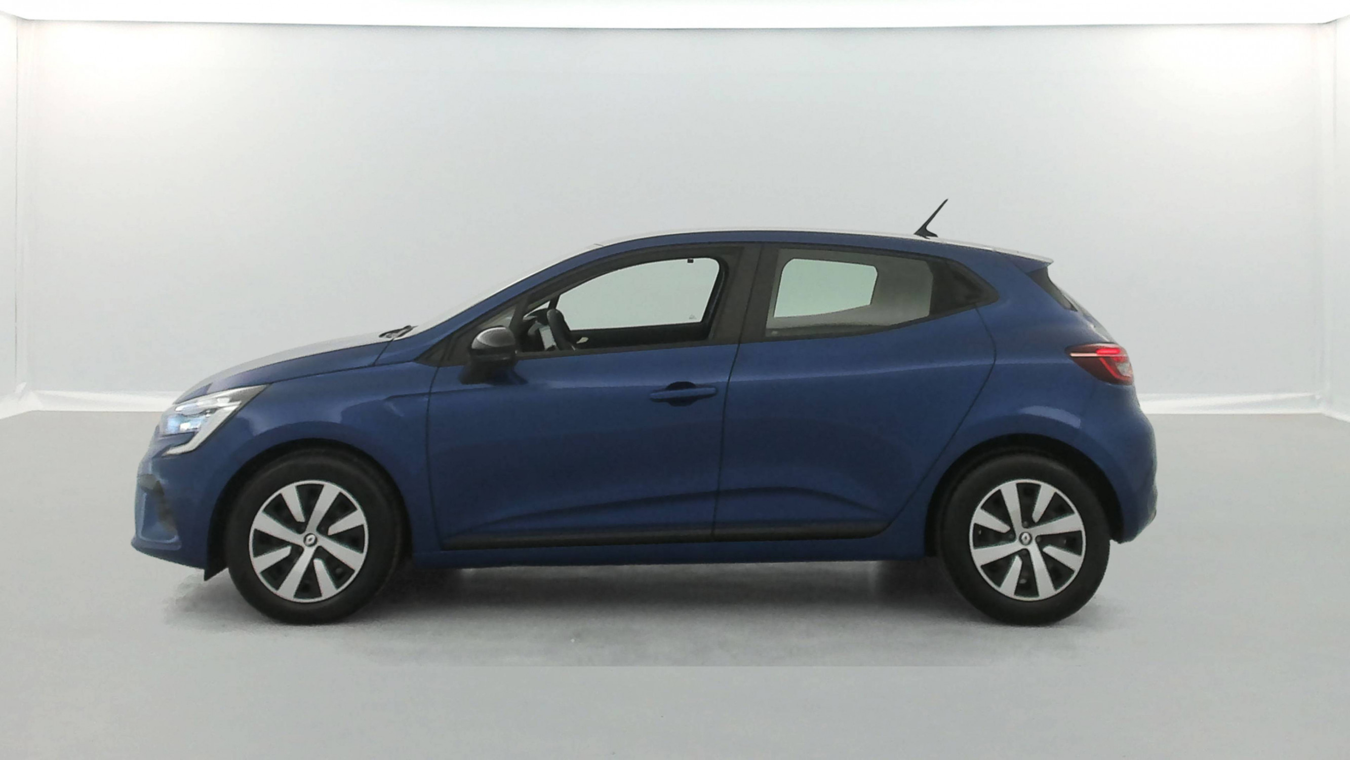 Vente en ligne Renault Clio 5 Clio TCe 90 au prix de 14 790 €