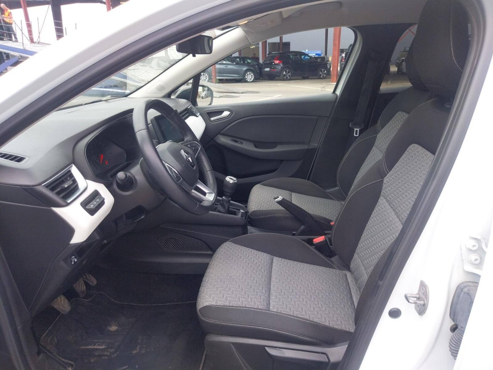 Vente en ligne Renault Clio 5 Clio TCe 100 GPL au prix de 14 290 €