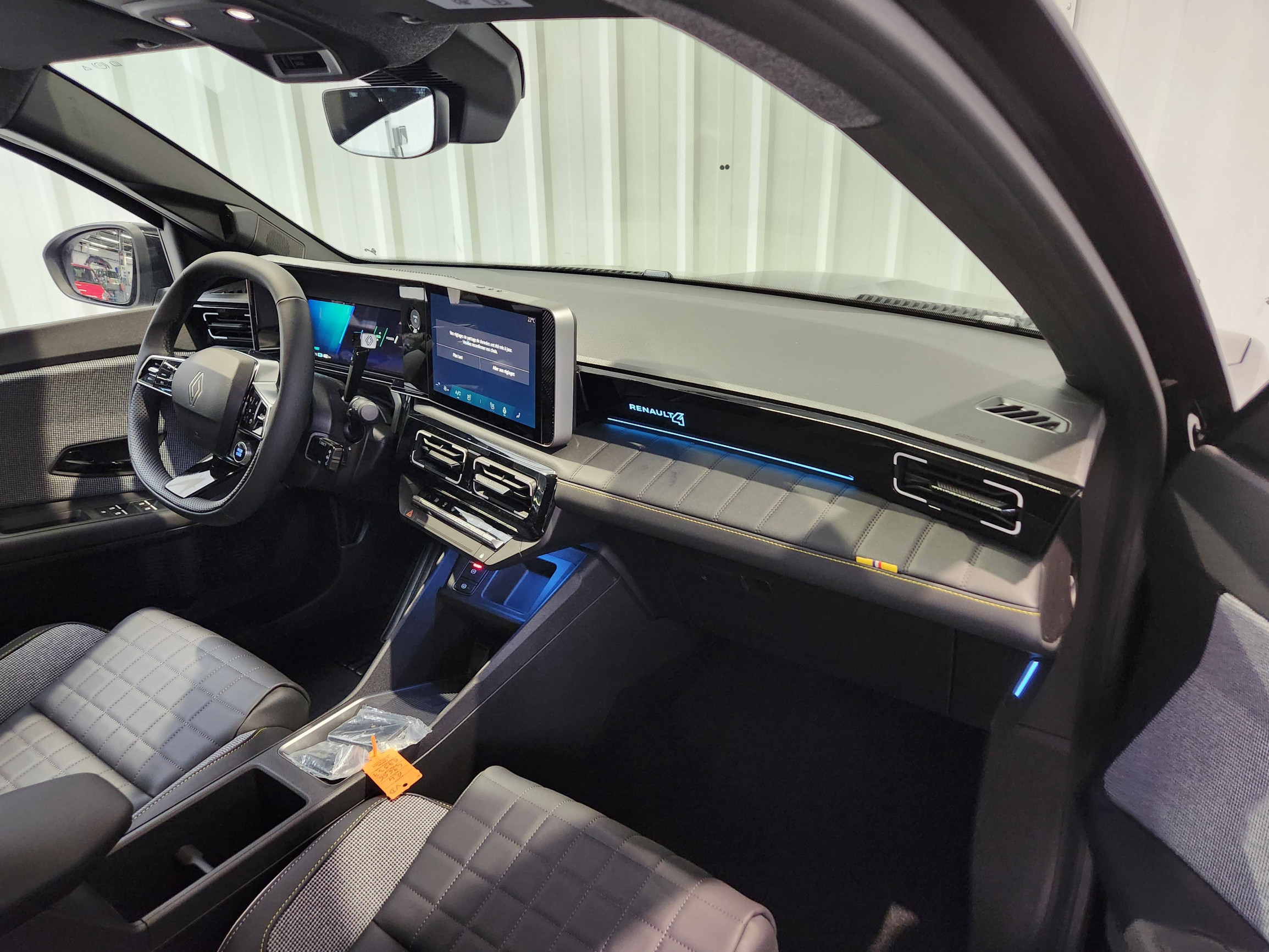 Vente en ligne Renault R4 E-Tech  150 ch autonomie confort au prix de 38 190 €