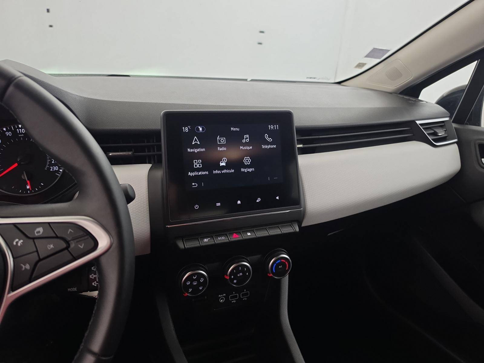 Vente en ligne Renault Clio 5 Clio TCe 100 GPL au prix de 13 990 €