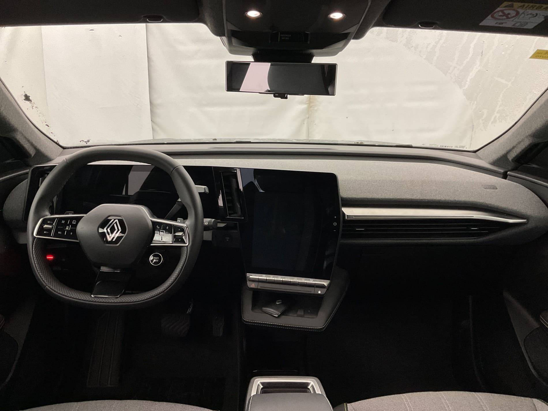 Vente en ligne Renault Scenic E-Tech Scenic E-Tech électrique 220 ch grande autonomie au prix de 37 500 €