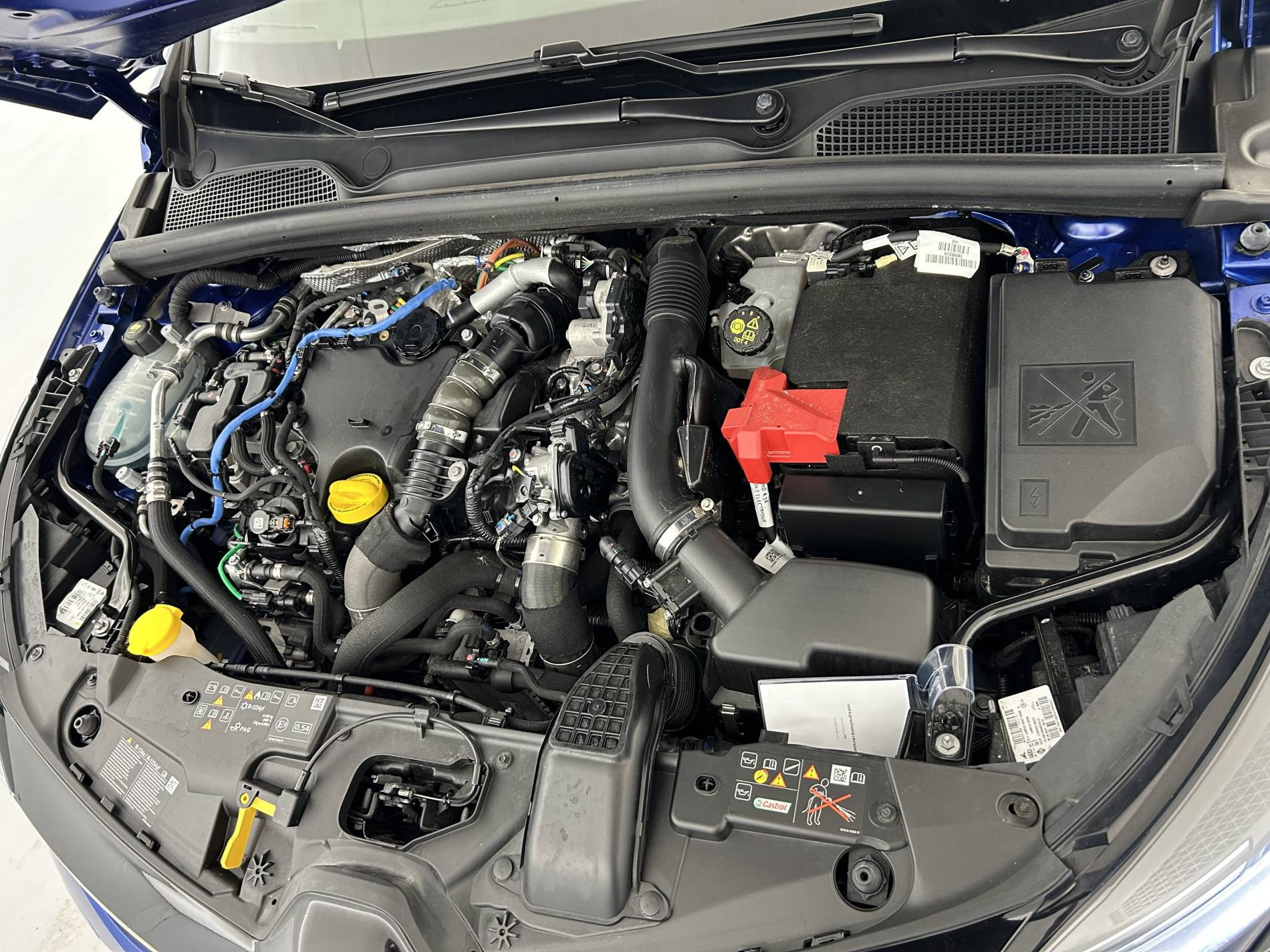 Vente en ligne Renault Clio 5 Clio Blue dCi 100 ch GSR2 au prix de 17 350 €