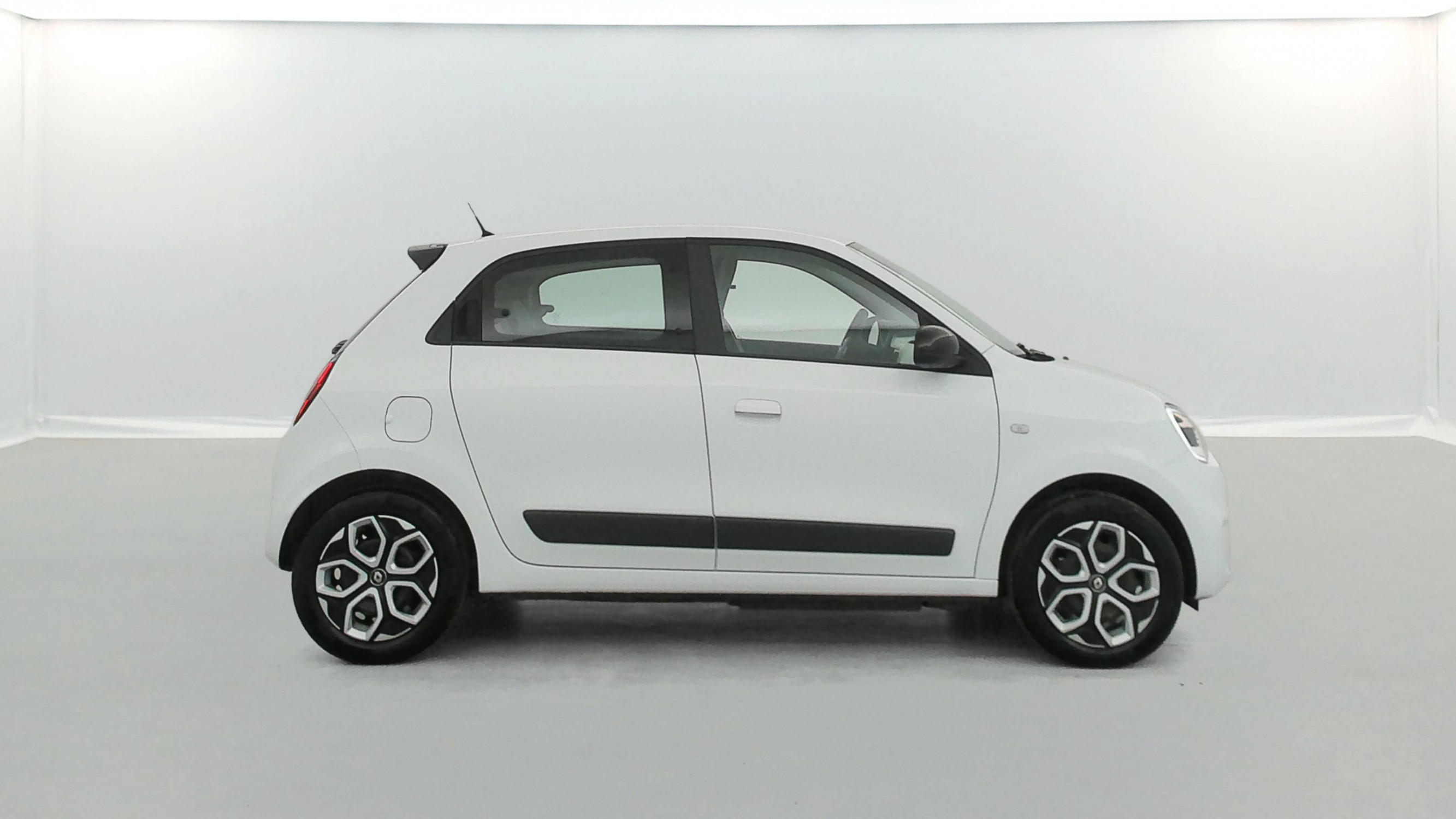 Vente en ligne Renault Twingo Electrique Twingo III E-Tech au prix de 12 490 €