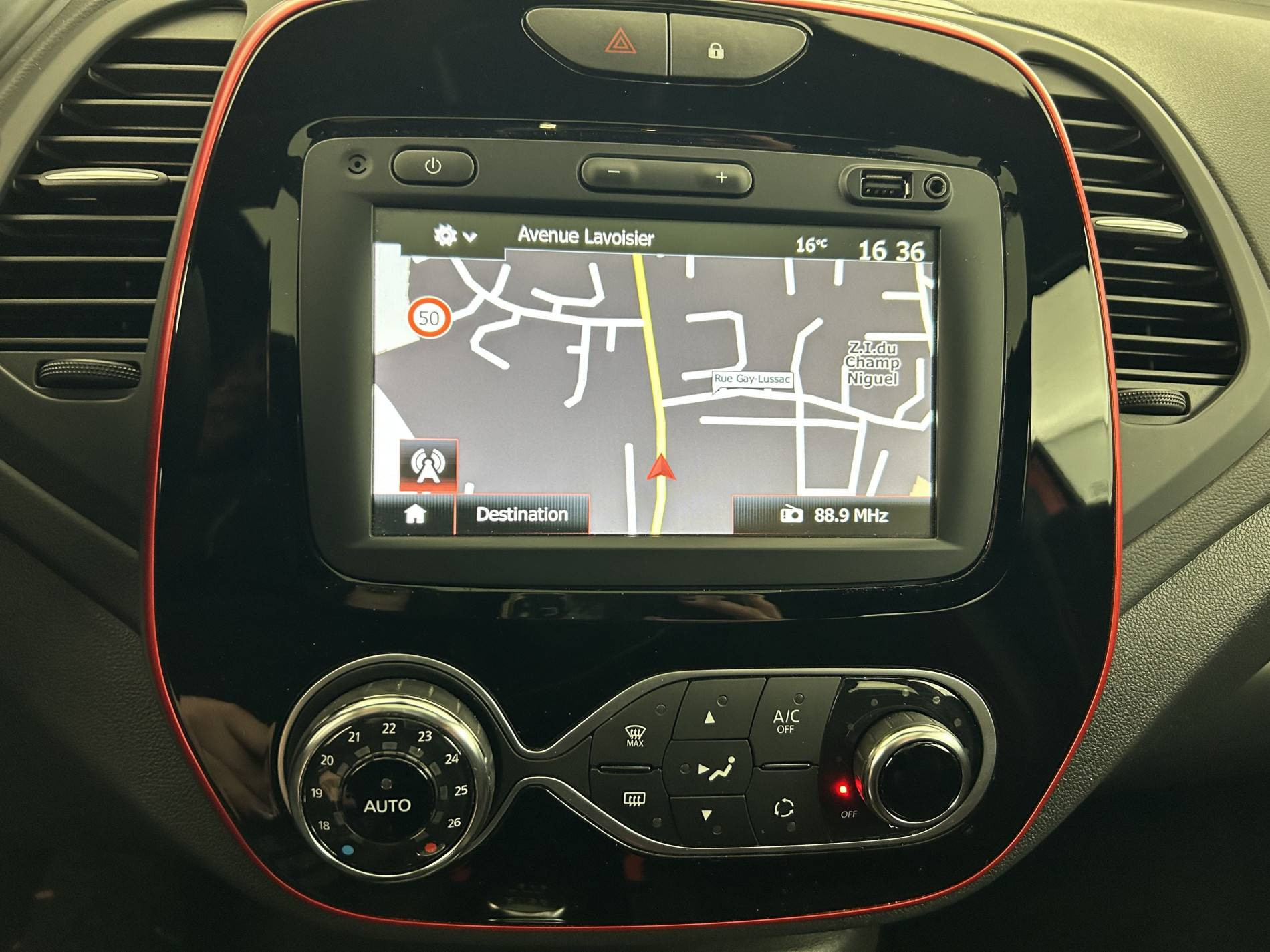 Vente en ligne Renault Captur  TCe 130 FAP au prix de 13 990 €