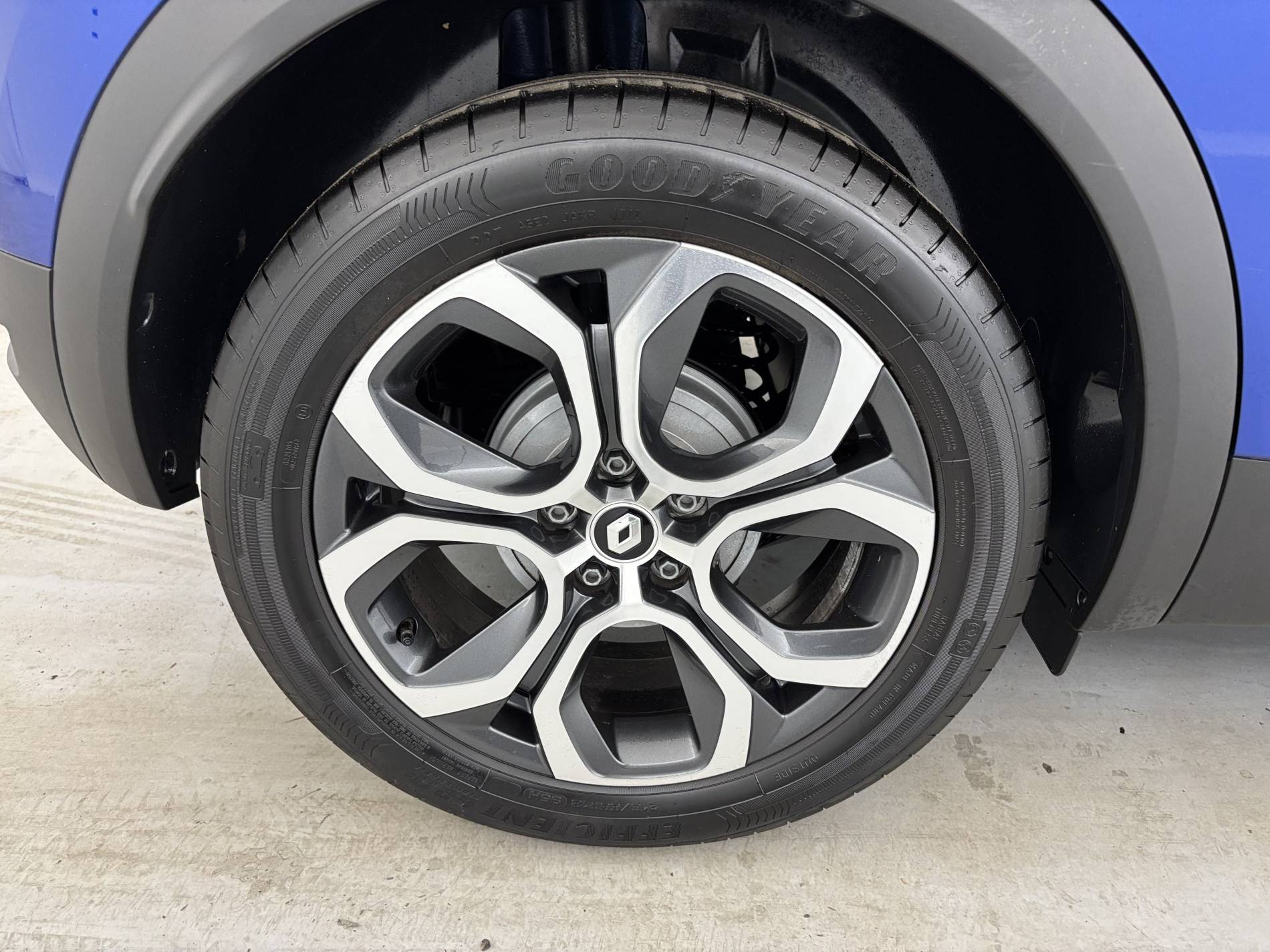 Vente en ligne Renault Captur  mild hybrid 140 au prix de 20 990 €