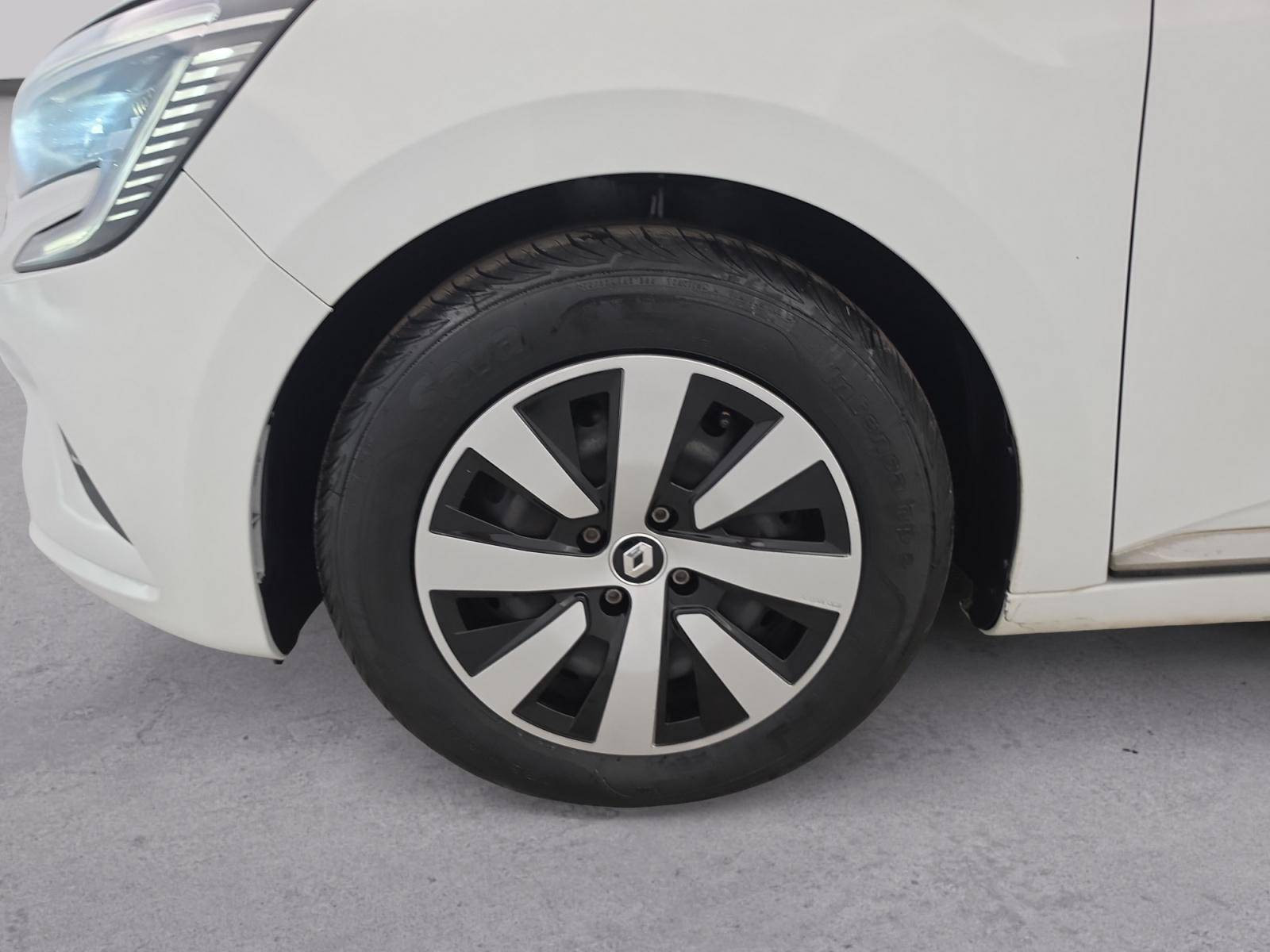 Vente en ligne Renault Clio 5 Clio TCe 90 au prix de 13 850 €