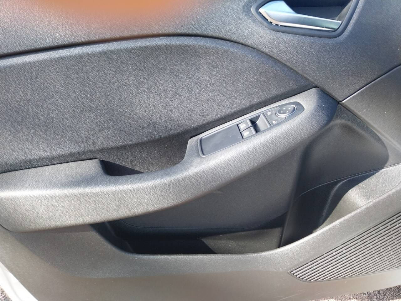 Vente en ligne Renault Clio 5 Clio TCe 90 au prix de 14 490 €