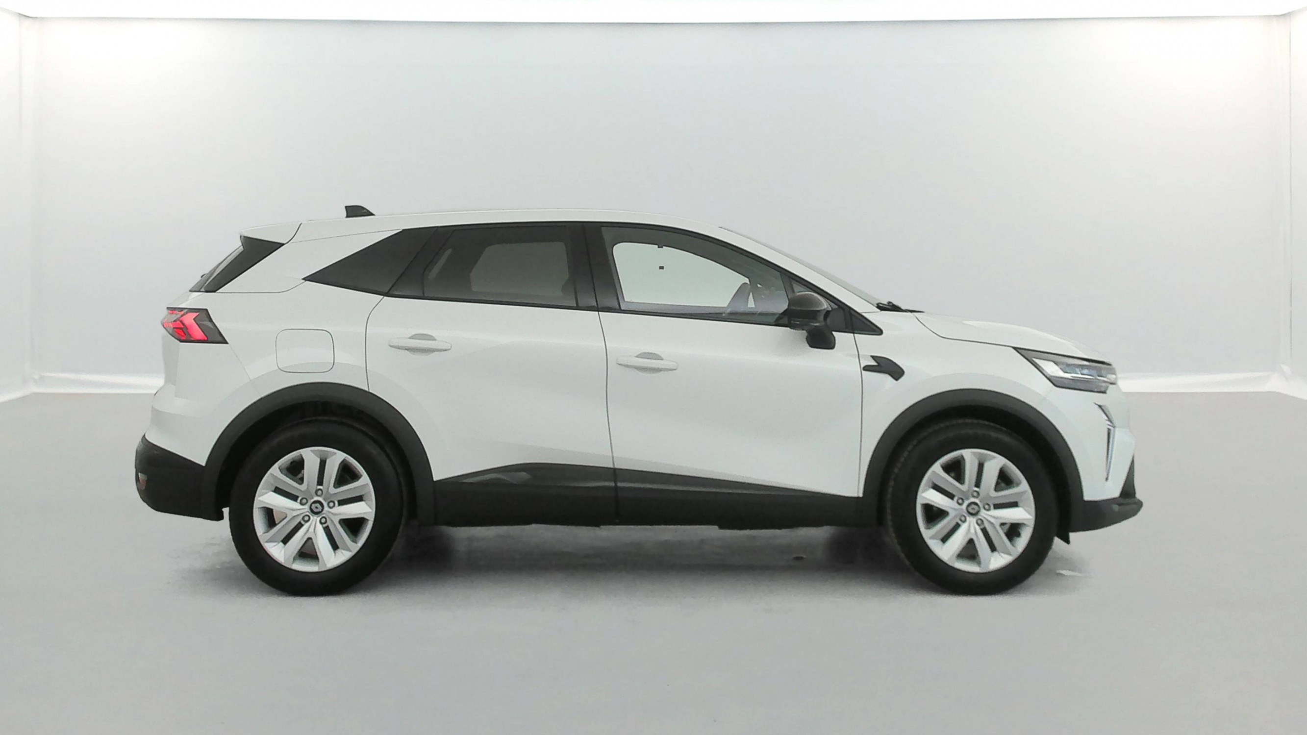 Vente en ligne Renault Symbioz  E-Tech full hybrid 145 au prix de 24 490 €