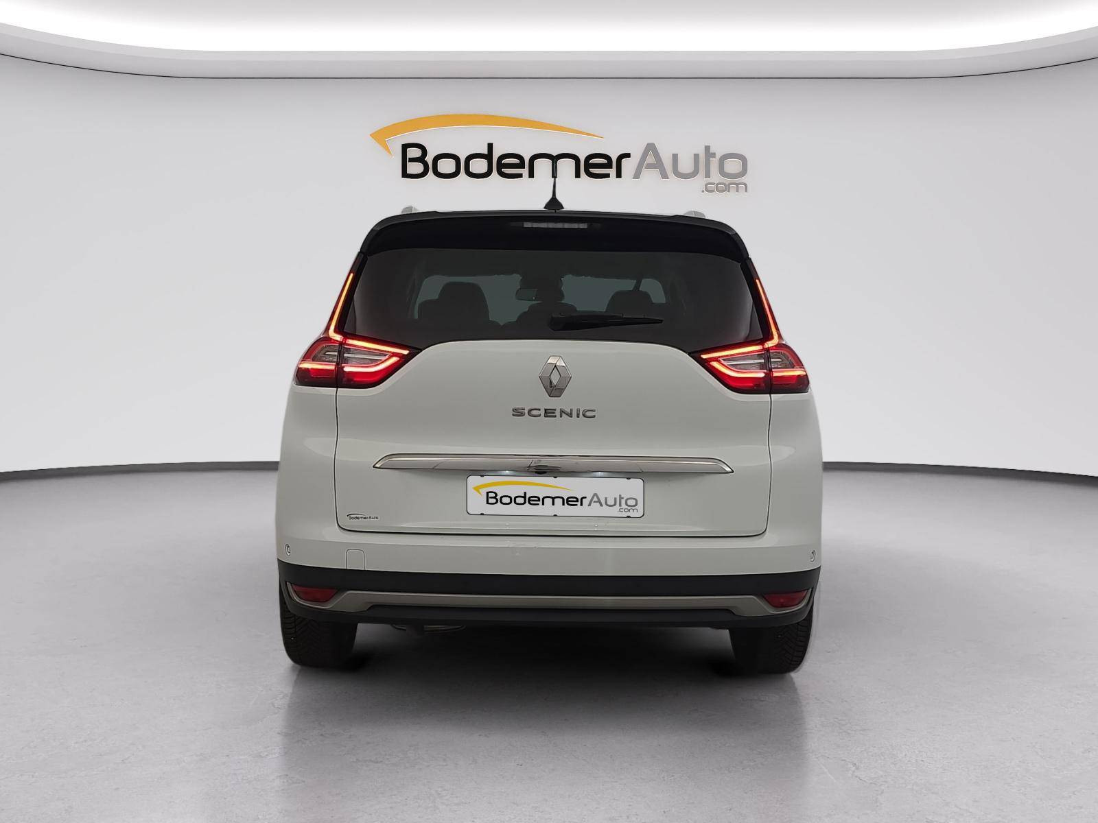 Vente en ligne Renault Grand Scenic 4 Grand Scenic TCe 160 FAP EDC au prix de 16 990 €