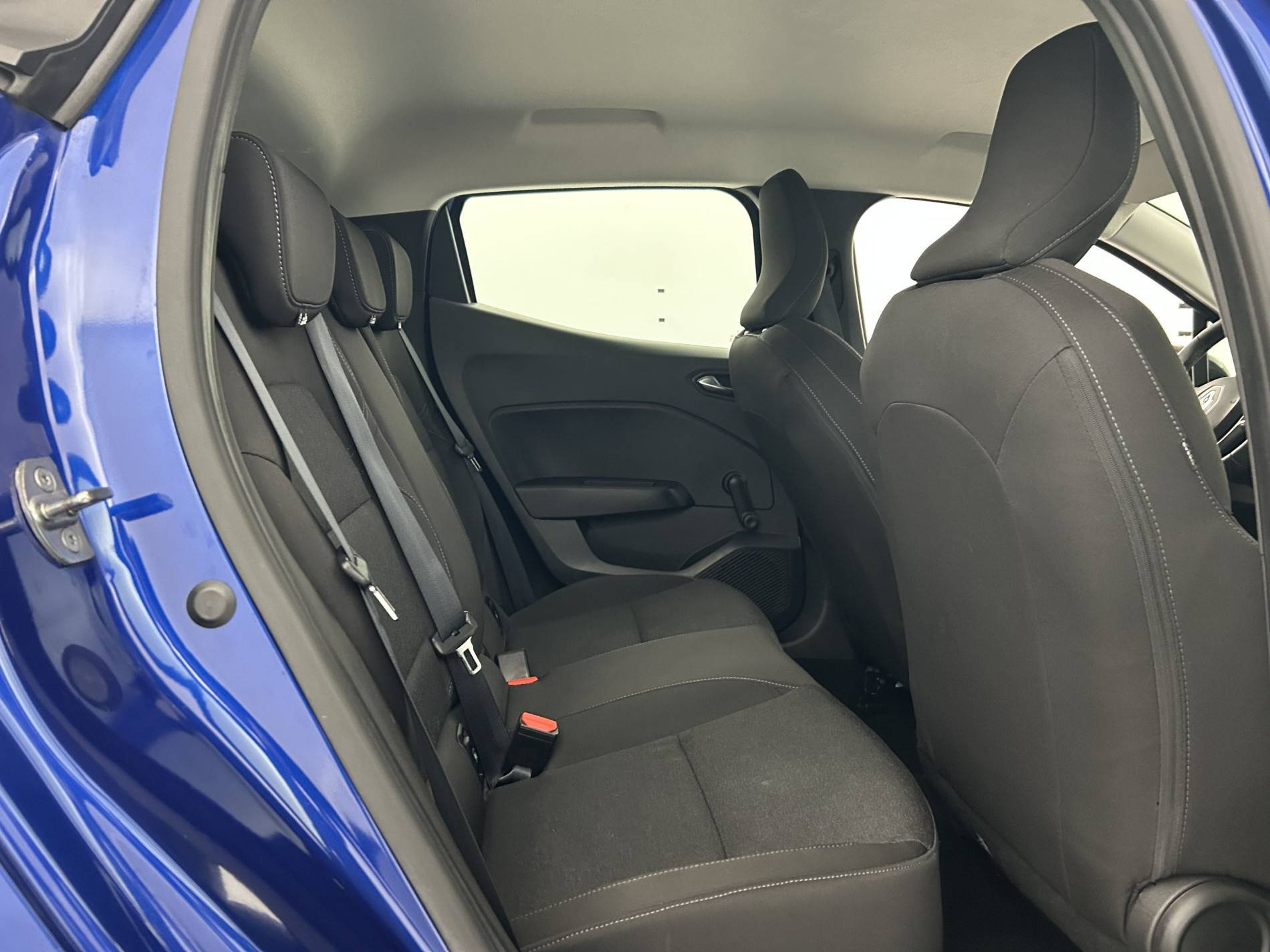 Vente en ligne Renault Clio 5 Clio TCe 90 au prix de 13 690 €