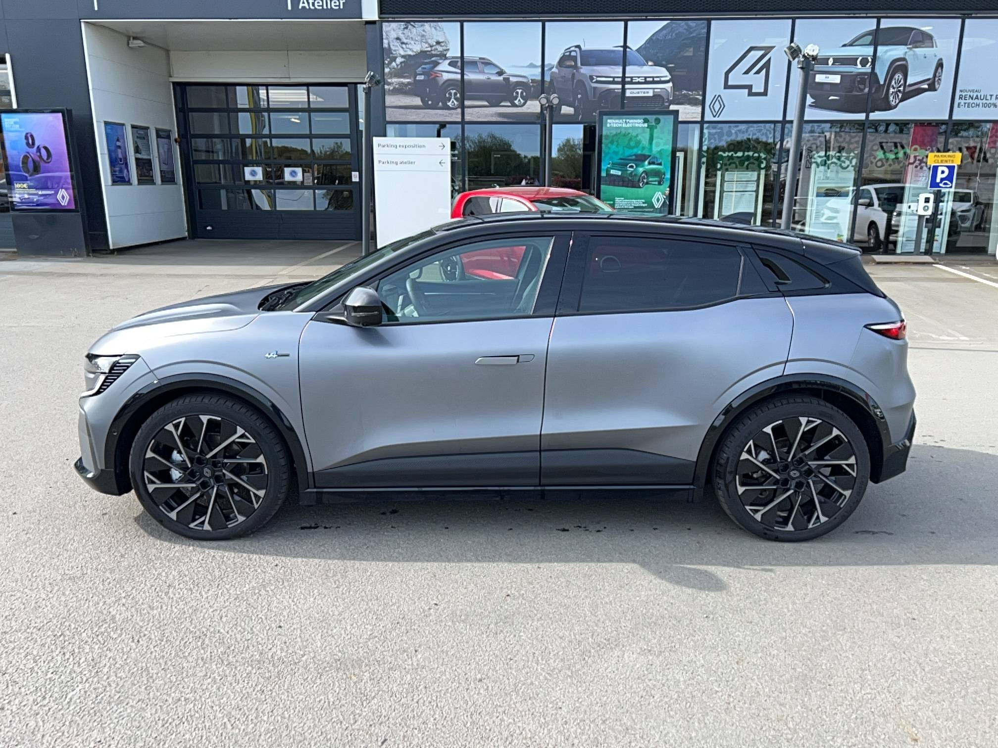 Vente en ligne Renault Megane E-Tech  220 ch autonomie confort au prix de 42 990 €