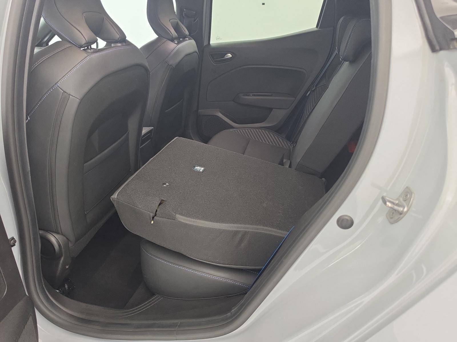 Vente en ligne Renault Clio 5 Clio TCe 90 ch GSR2 au prix de 18 390 €