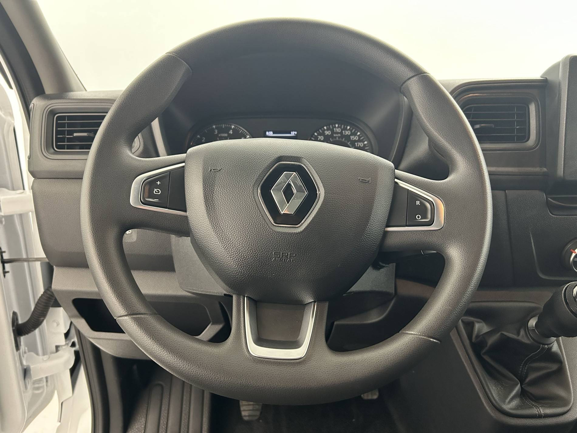 Vente en ligne Renault Master Fourgon MASTER FGN TRAC F3500 L3H3 BLUE DCI 135 au prix de 32 390 €