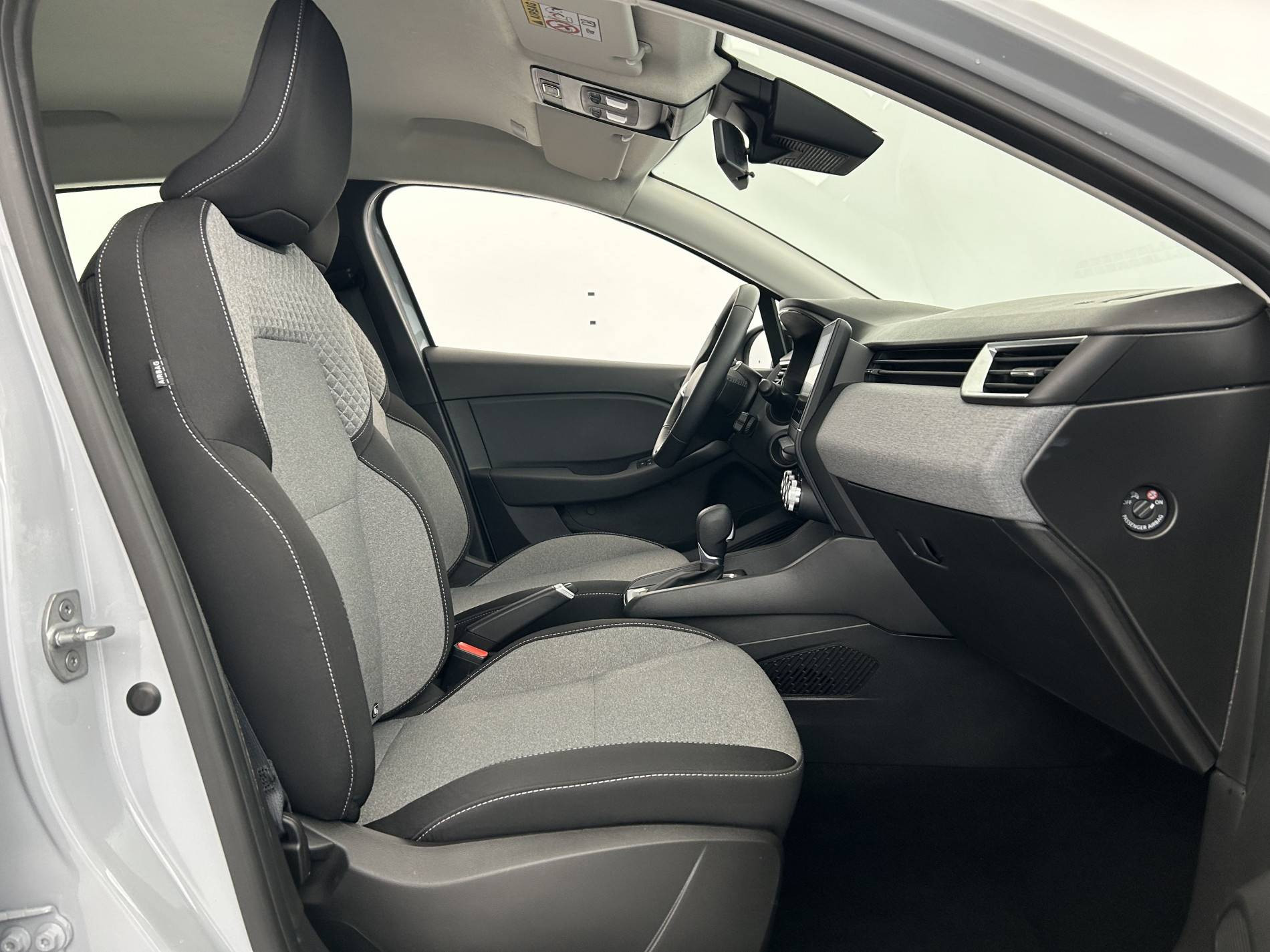 Vente en ligne Renault Clio 5 Clio E-Tech full hybrid 145 ch GSR2 au prix de 19 990 €