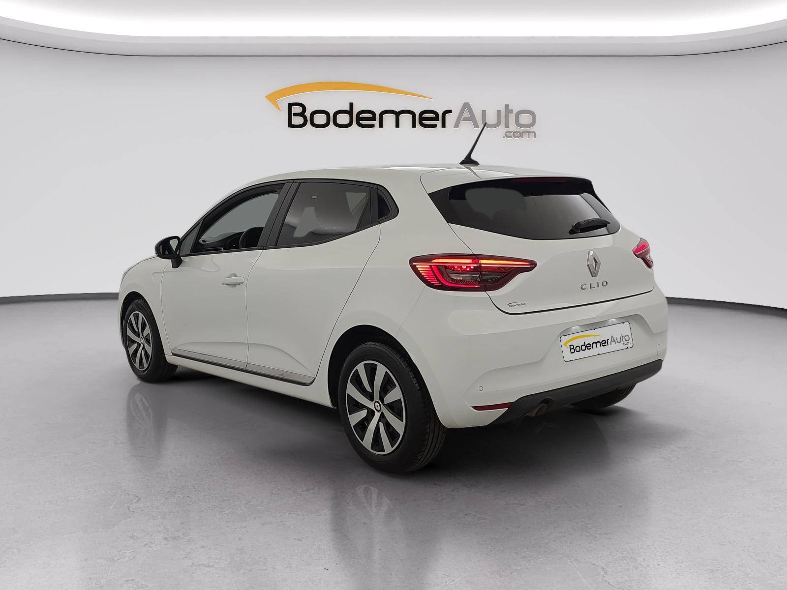 Vente en ligne Renault Clio 5 Clio TCe 90 au prix de 13 999 €