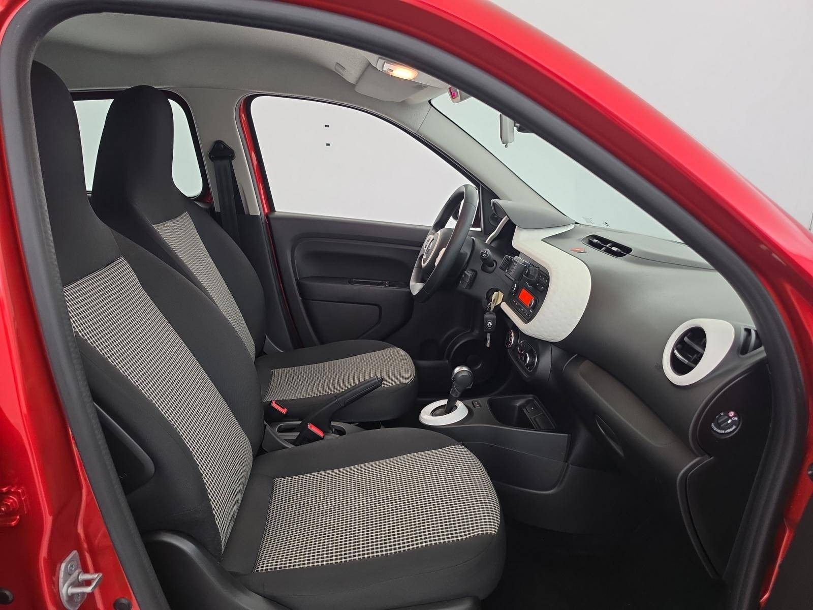 Vente en ligne Renault Twingo Electrique Twingo III E-Tech au prix de 14 500 €