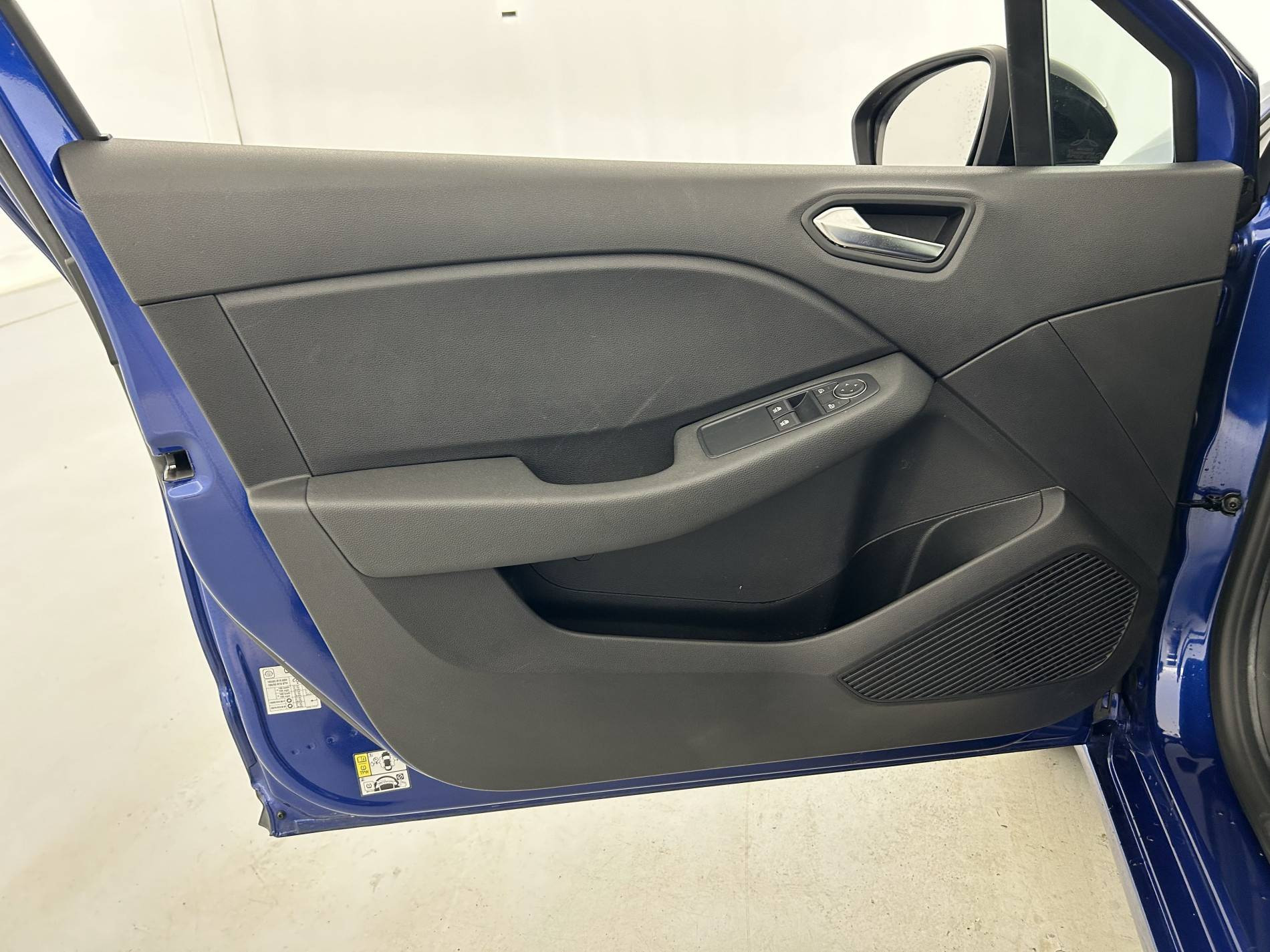 Vente en ligne Renault Clio 5 Clio TCe 90 au prix de 14 790 €