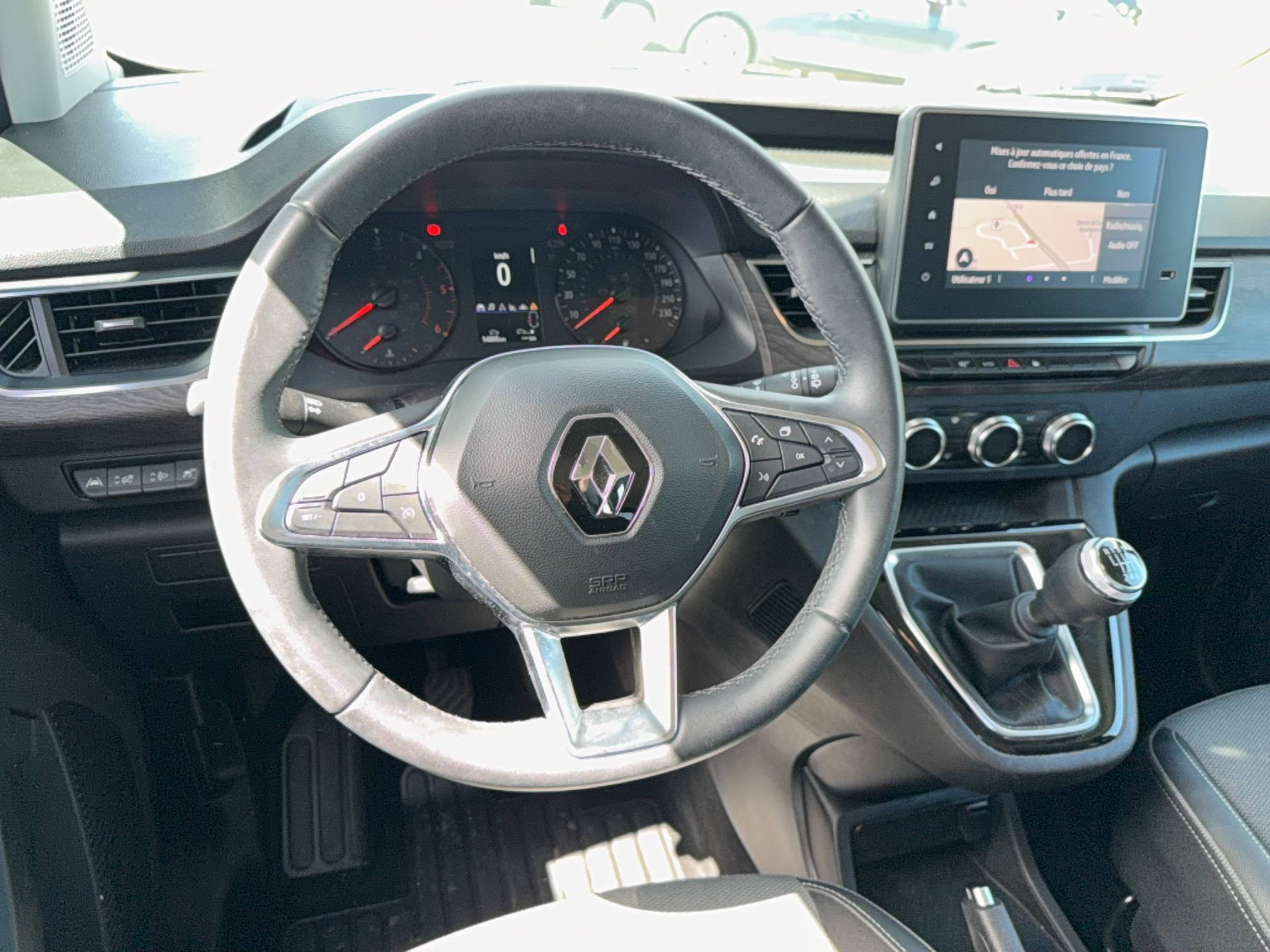 Vente en ligne Renault Kangoo  Blue dCi 95 au prix de 25 490 €