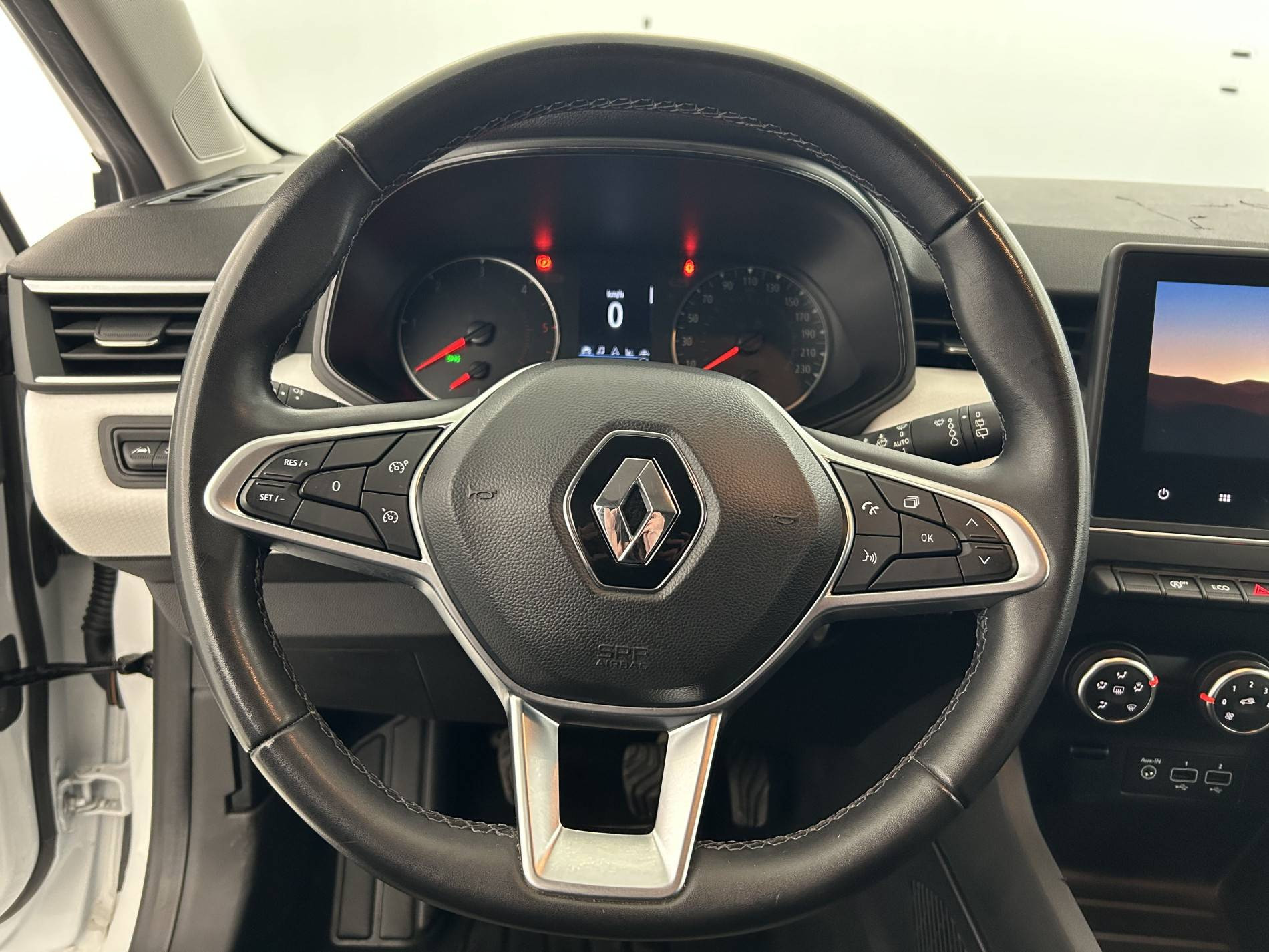 Vente en ligne Renault Clio 5 CLIO SOCIETE BLUE DCI 100 au prix de 14 990 €