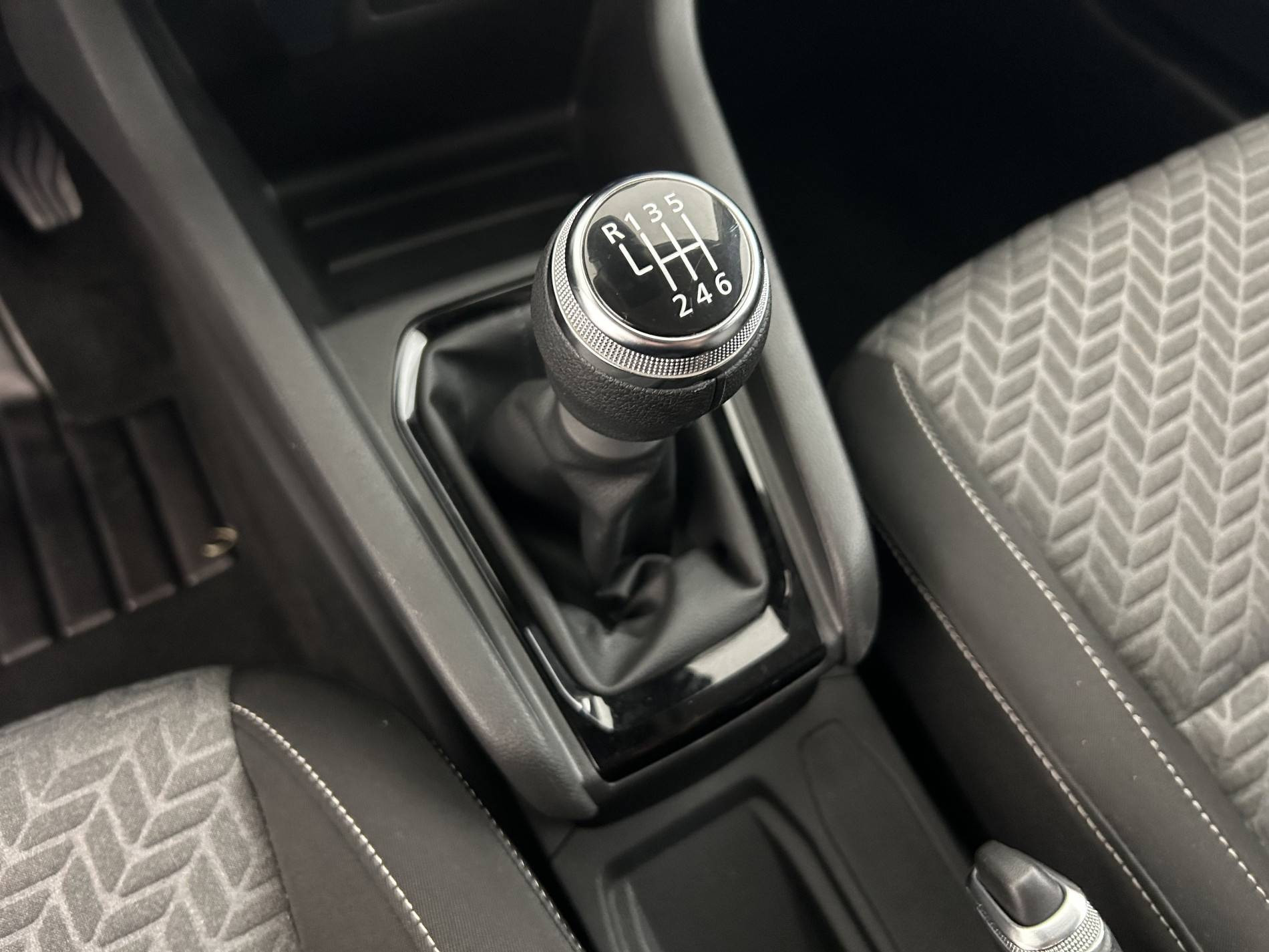 Vente en ligne Renault Clio 5 Clio TCe 100 GPL au prix de 14 990 €