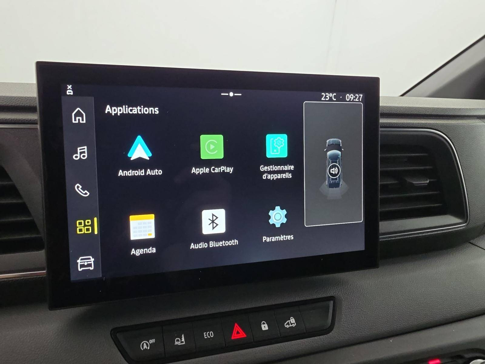Vente en ligne Renault Master Fourgon MASTER FG BLUE DCI 130 L2H2 3T5 TR au prix de 28 490 €