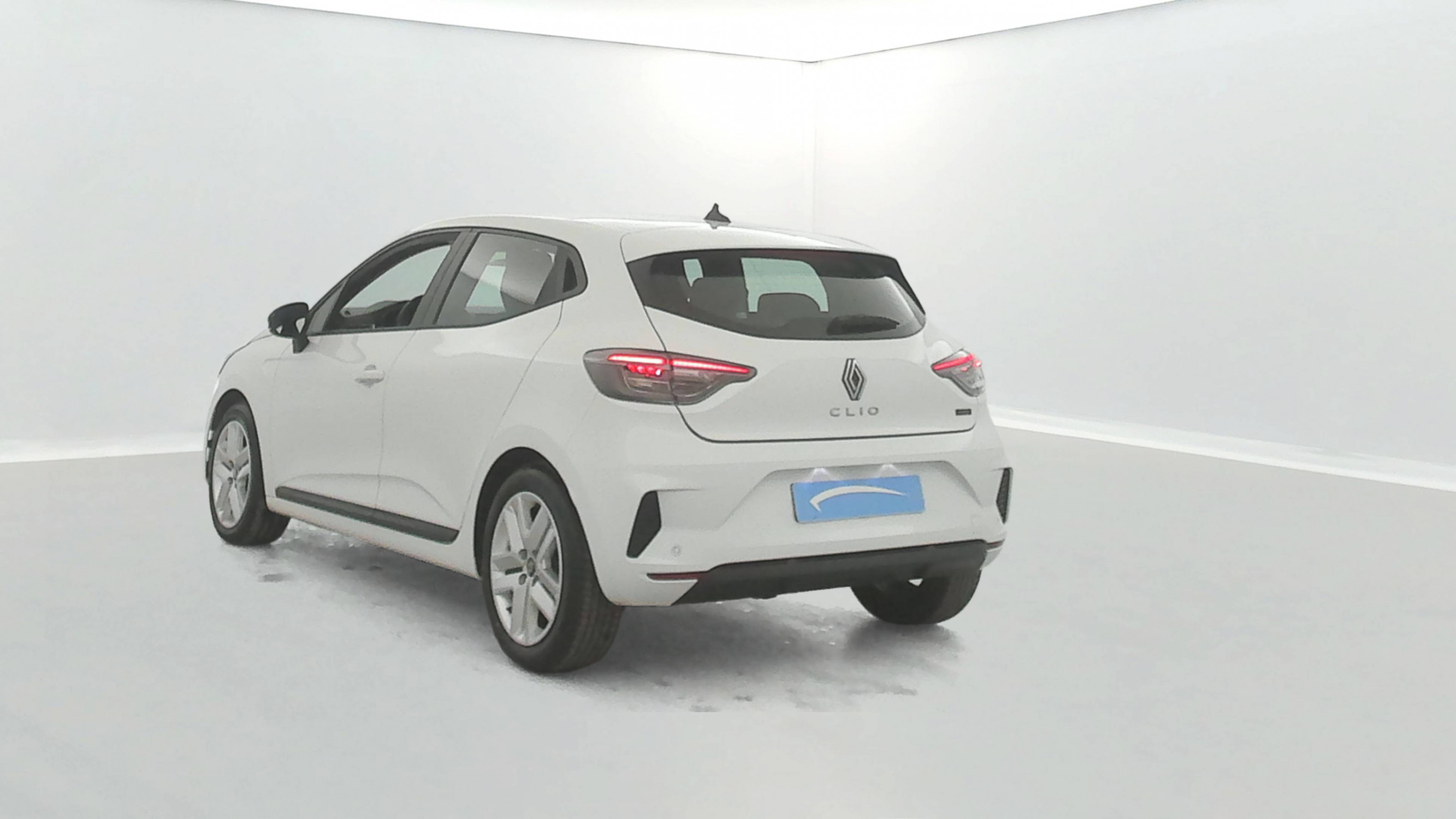 Vente en ligne Renault Clio 5 Clio E-Tech full hybrid 145 ch GSR2 au prix de 19 990 €