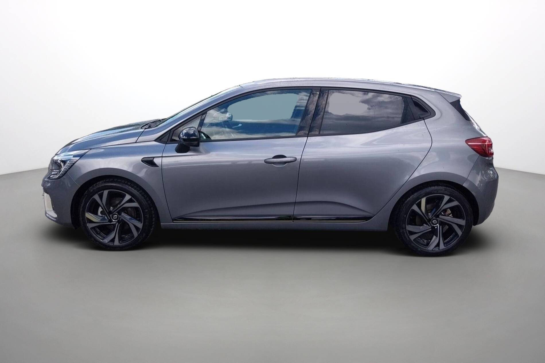 Vente en ligne Renault Clio 5 Clio E-Tech full hybrid 145 au prix de 19 290 €