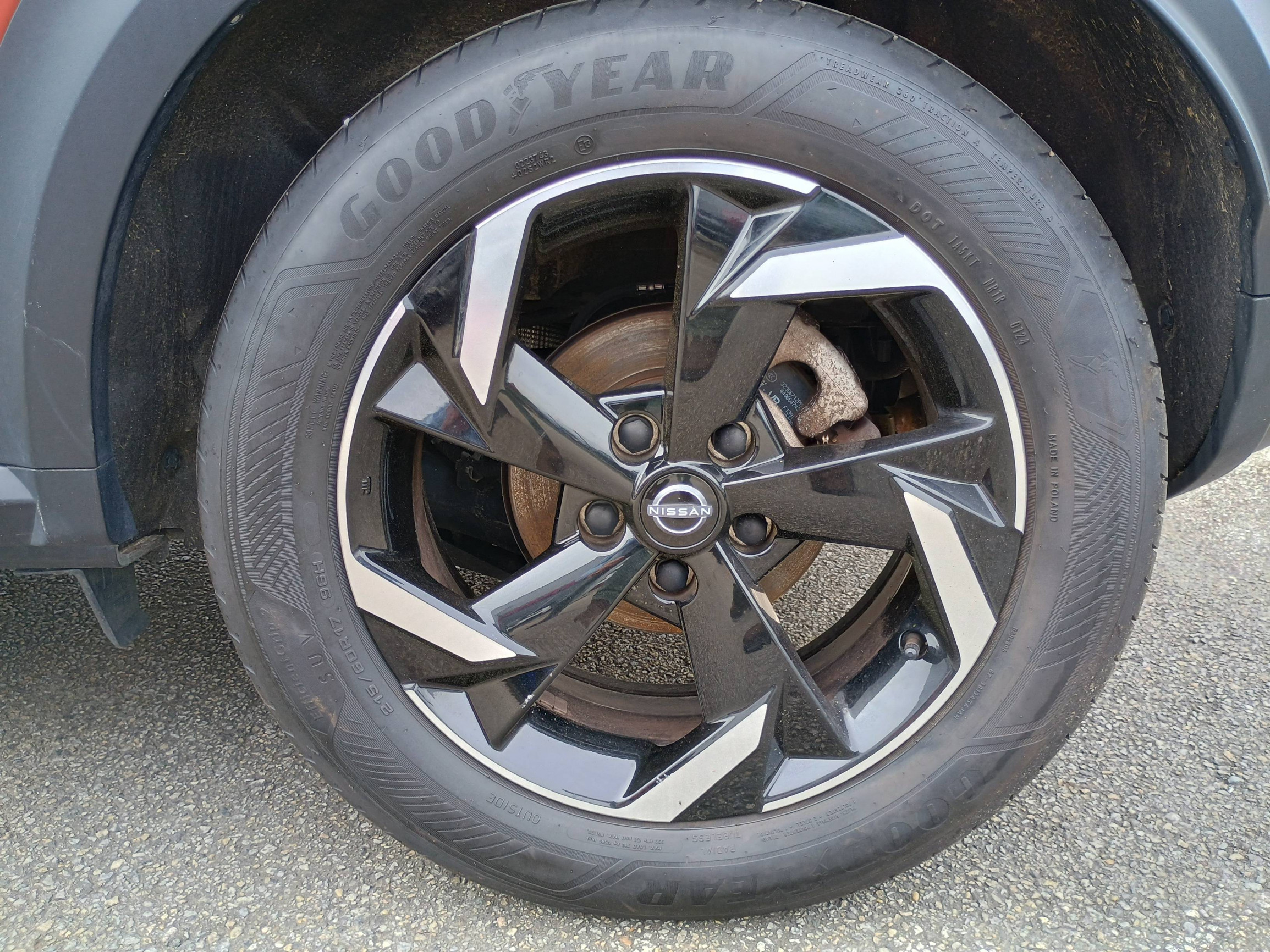 Vente en ligne Nissan Juke JUKE HYBRIDE 143 CH au prix de 19 990 €