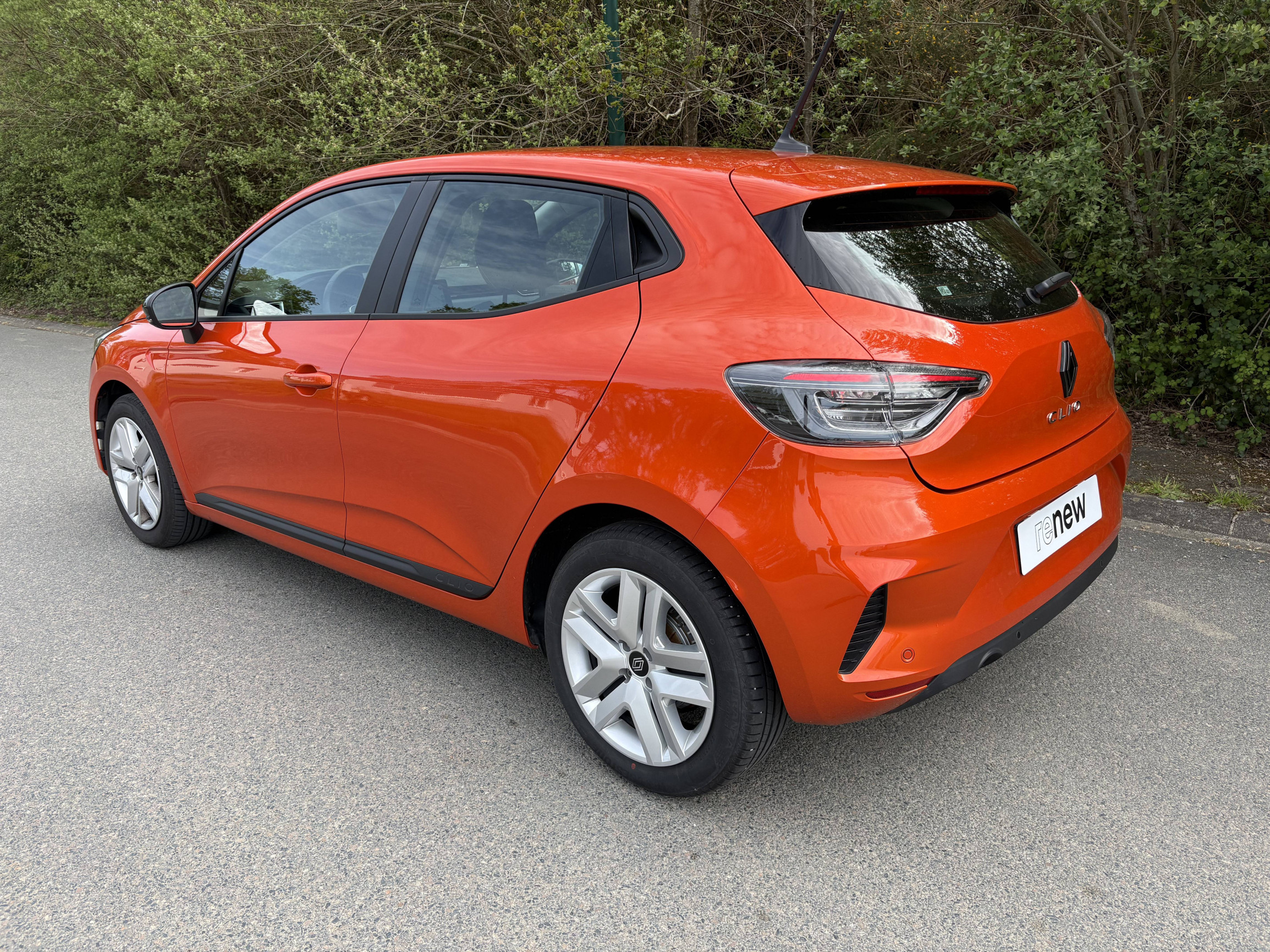 Vente en ligne Renault Clio 5 Clio Blue dCi 100 ch GSR2 au prix de 17 990 €