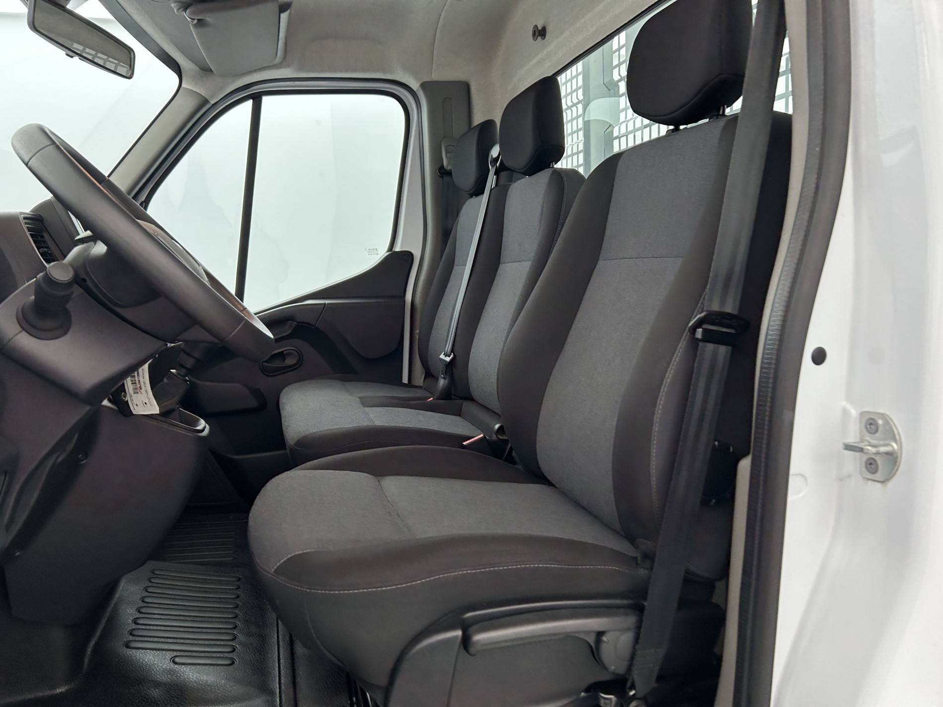 Vente en ligne Renault Master 3 Châssis Cabine MASTER CC PROP RJ3500 L2 PAFC BLUE DCI 130 EURO VI au prix de 32 500 €