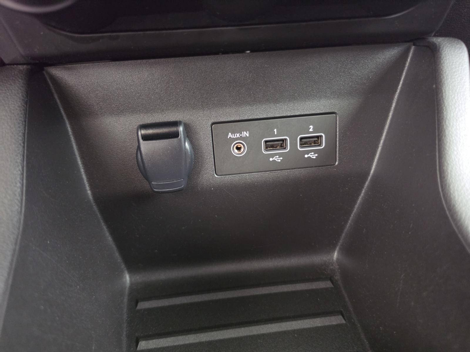 Vente en ligne Renault Clio 5 Clio TCe 90 au prix de 12 990 €