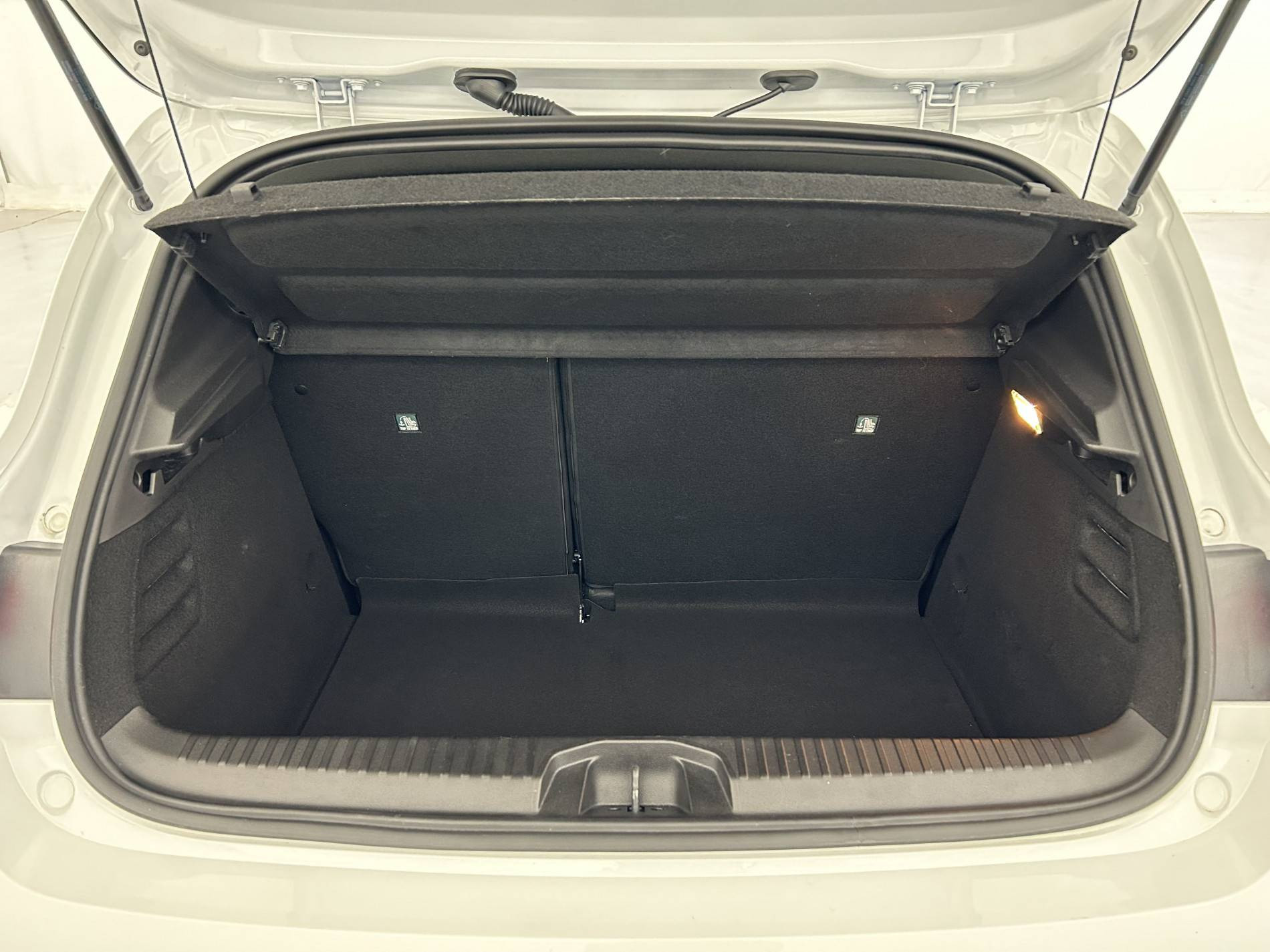 Vente en ligne Renault Clio 5 Clio TCe 90 - 21N au prix de 14 290 €