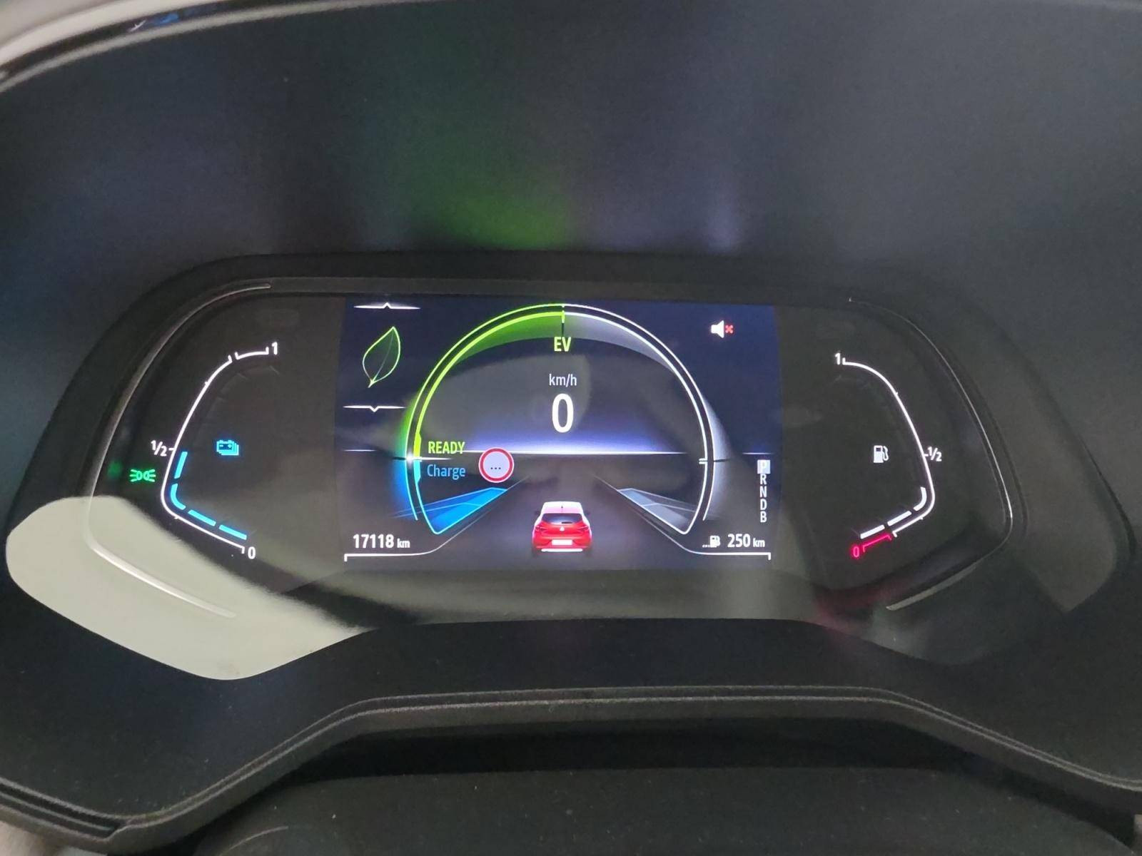 Vente en ligne Renault Clio 5 Clio E-Tech full hybrid 145 au prix de 17 990 €