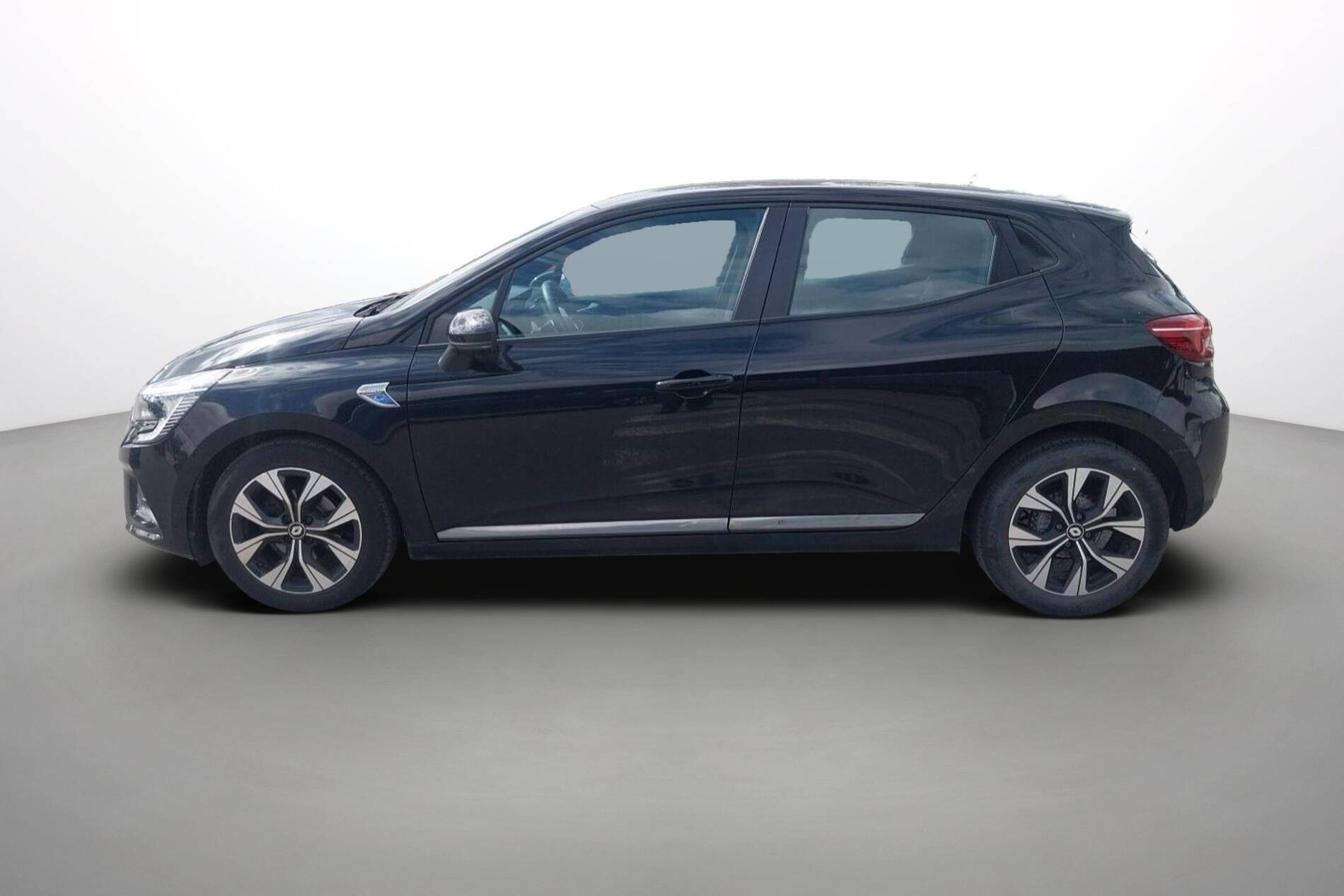 Vente en ligne Renault Clio 5 Clio TCe 90 - 21N au prix de 13 790 €