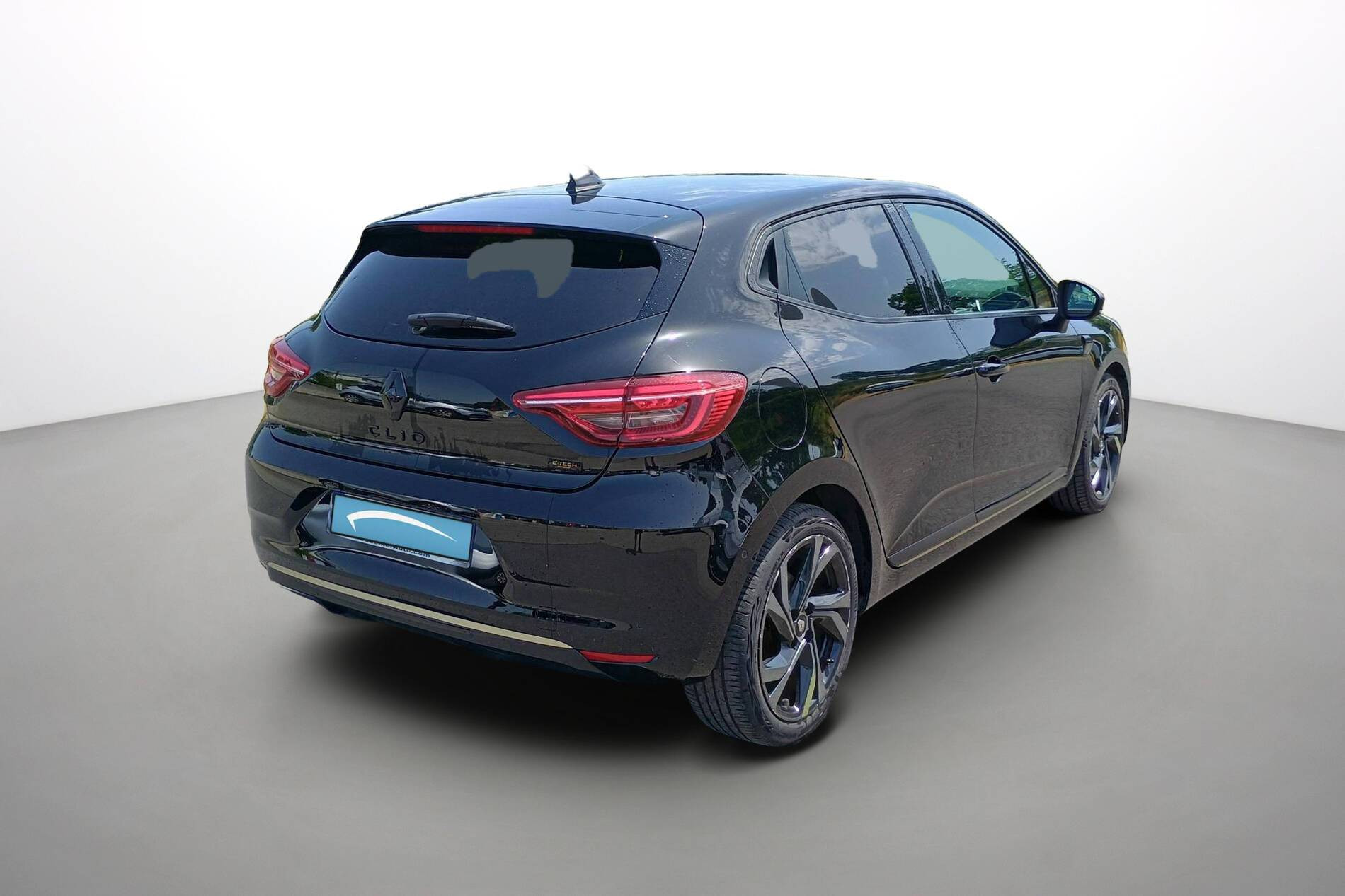 Vente en ligne Renault Clio 5 Clio E-Tech full hybrid 145 au prix de 19 790 €