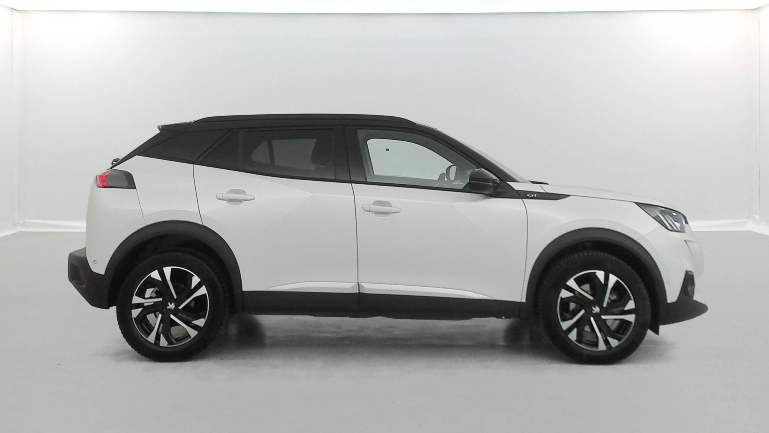 Vente en ligne Peugeot 2008  BlueHDi 130 S&S EAT8 au prix de 17 490 €