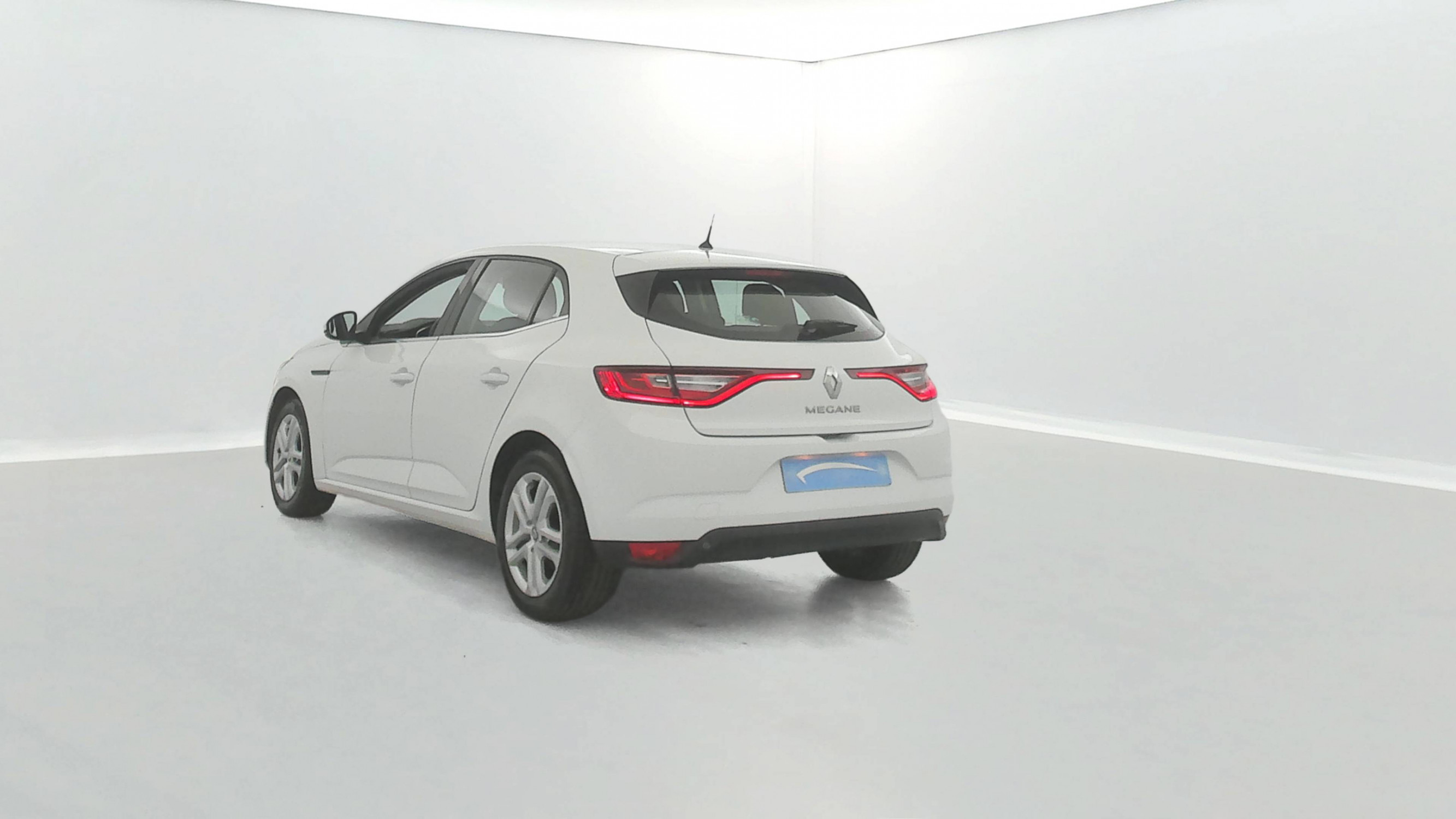 Vente en ligne Renault Megane 4 Mégane IV Berline Blue dCi 115 au prix de 14 480 €