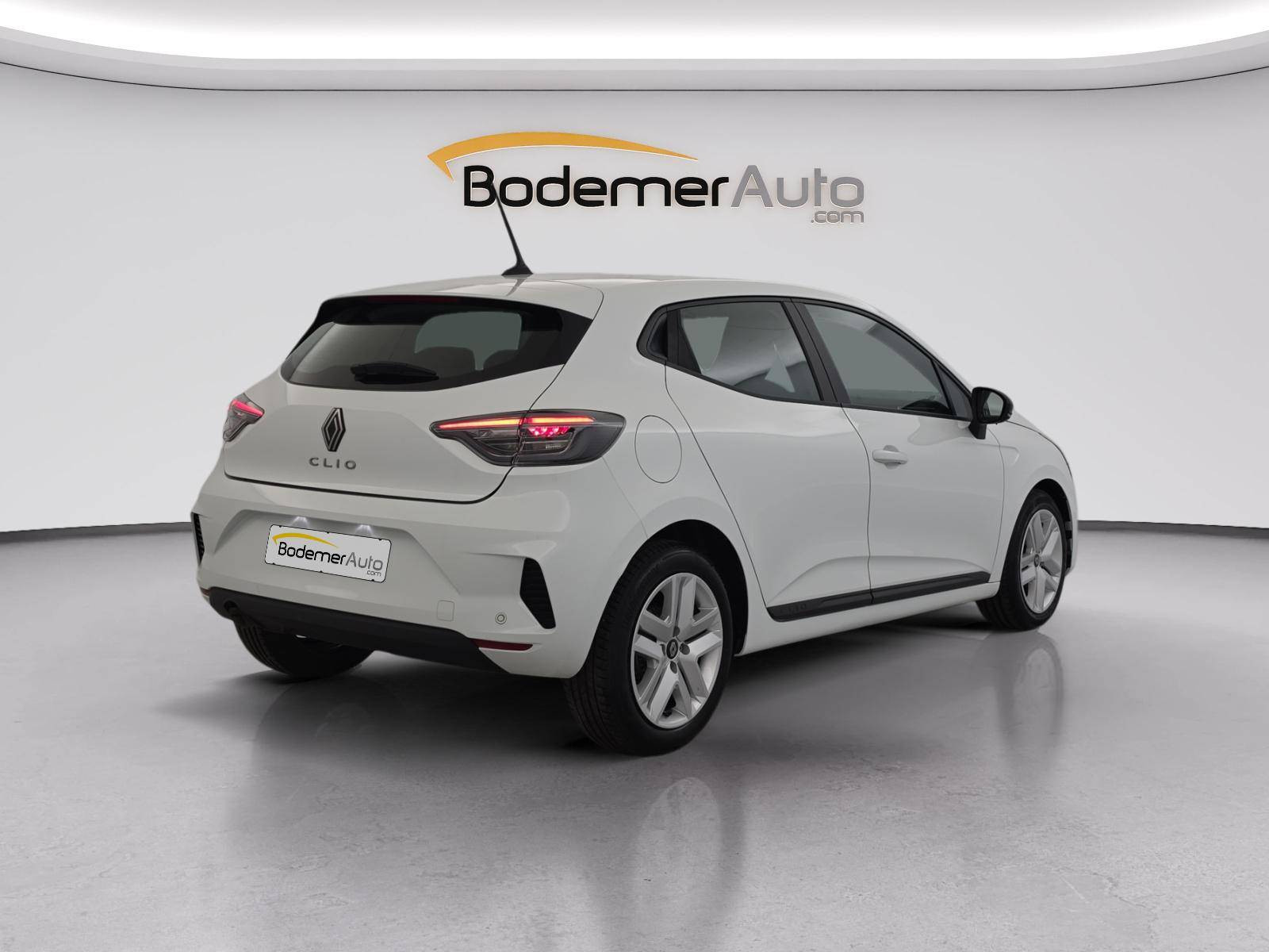 Vente en ligne Renault Clio 5 Clio TCe 90 au prix de 14 750 €