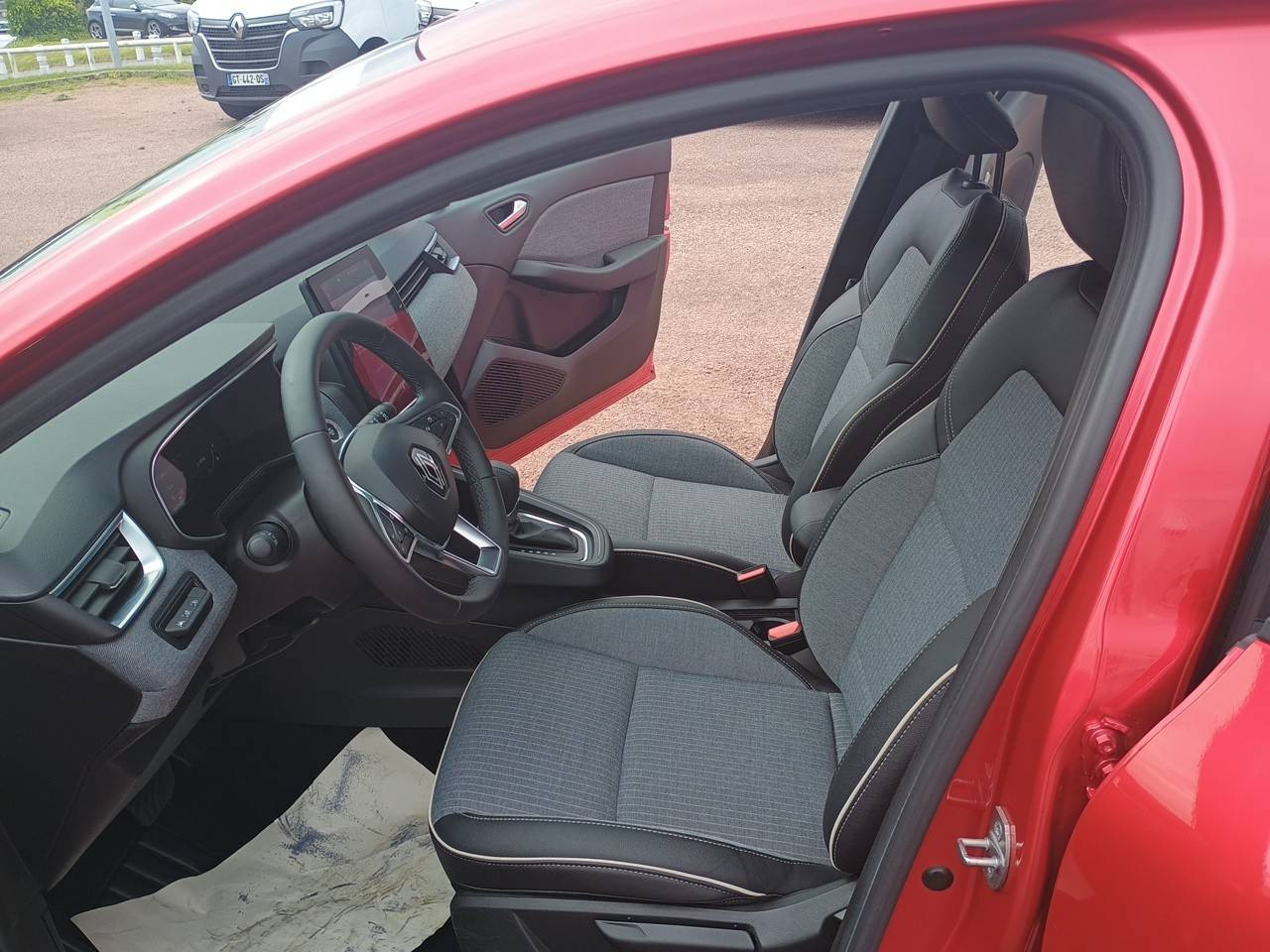Vente en ligne Renault Clio 5 Clio E-Tech full hybrid 145 au prix de 19 990 €