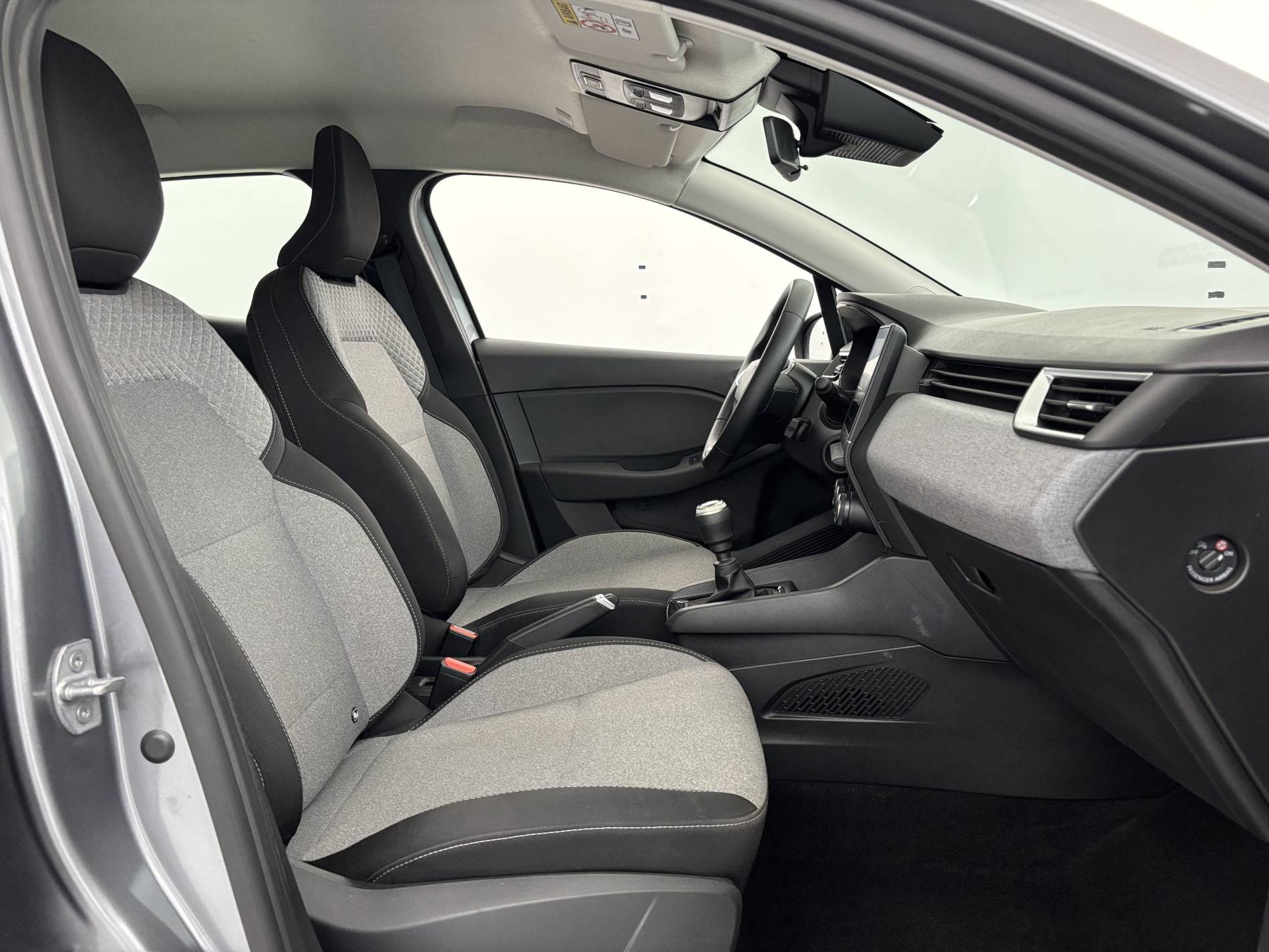 Vente en ligne Renault Clio 5 Clio Blue dCi 100 ch GSR2 au prix de 18 390 €
