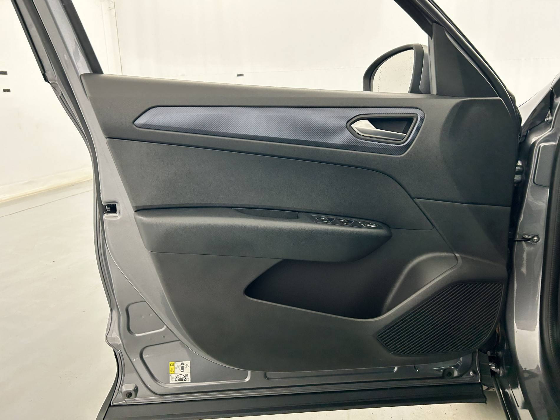 Vente en ligne Renault Arkana  mild hybrid 140 EDC FAP - 22 au prix de 17 490 €