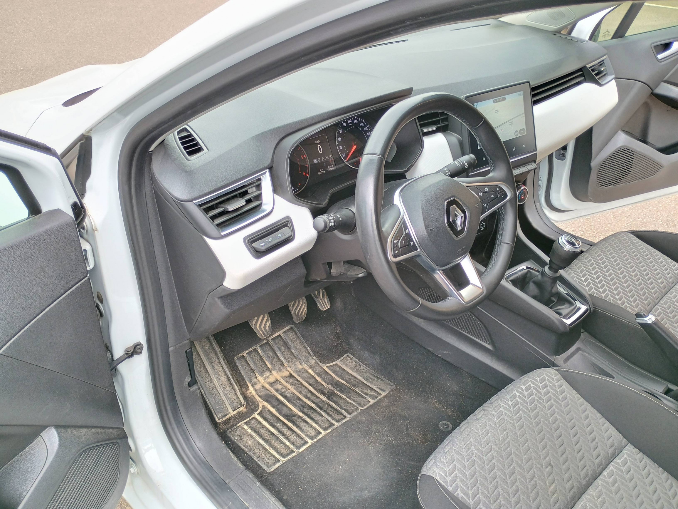 Vente en ligne Renault Clio 5 Clio Blue dCi 100 au prix de 13 991 €